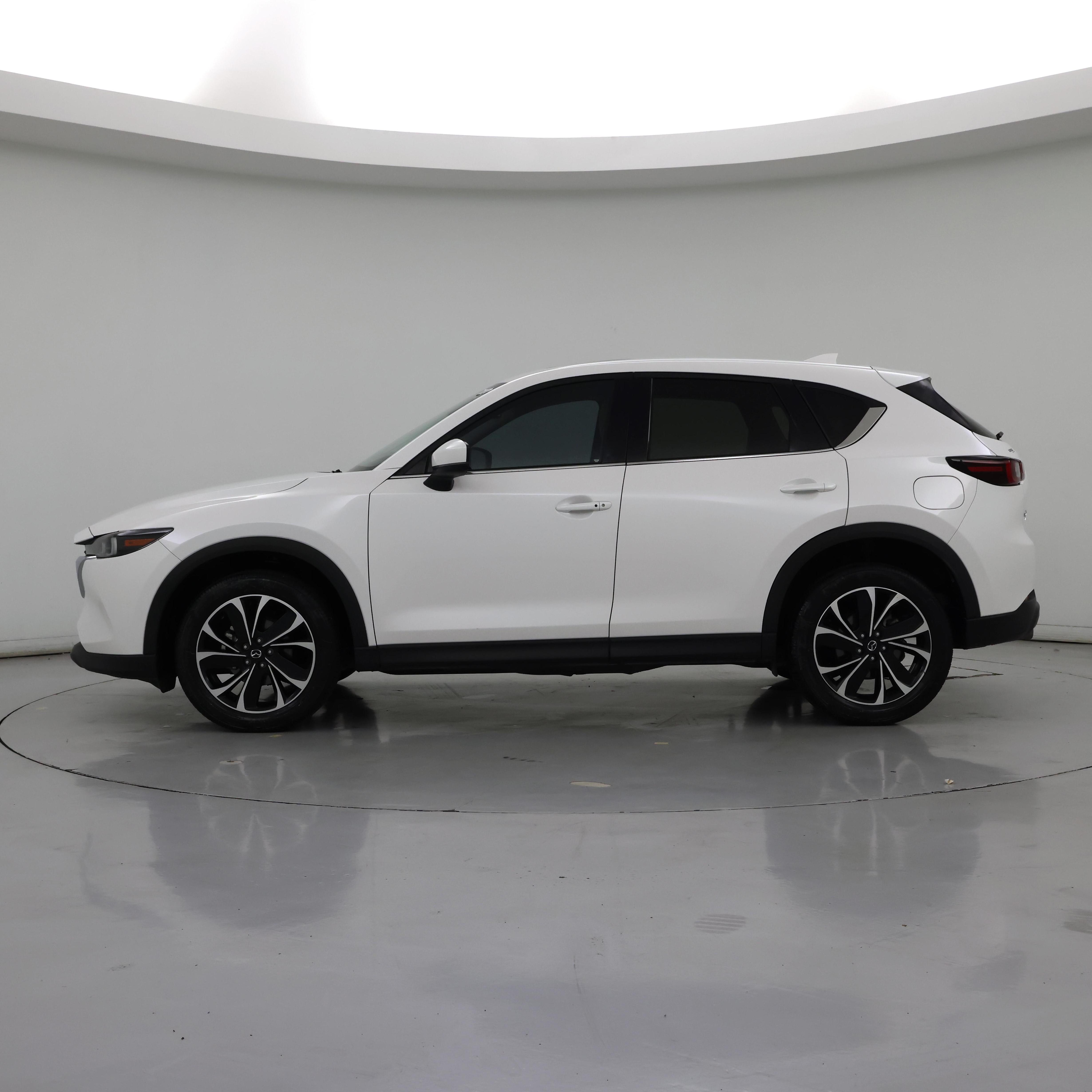 Thumbnail: 2022 Mazda CX-5 - 3