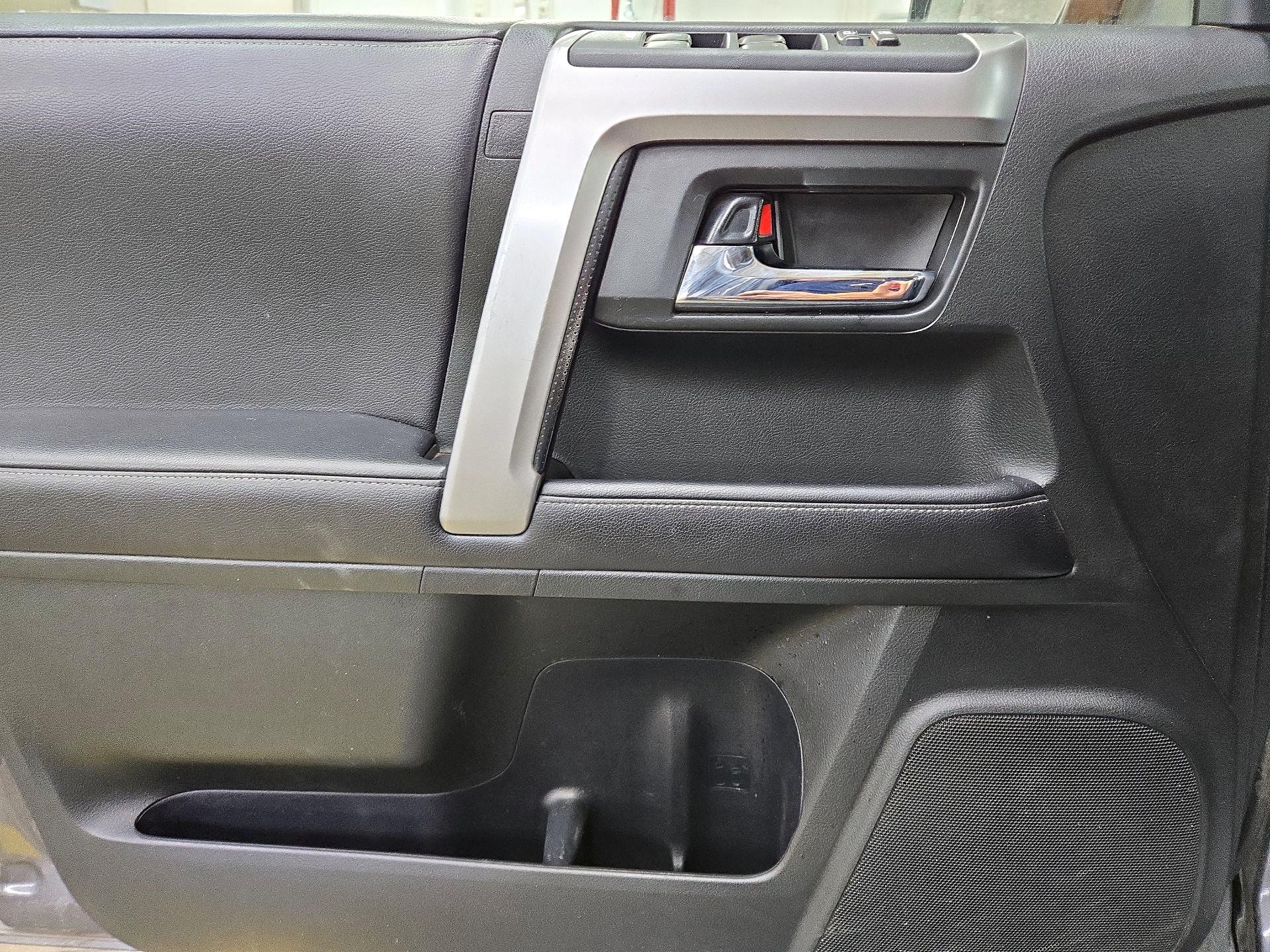 Thumbnail: 2018 Toyota 4Runner - 12