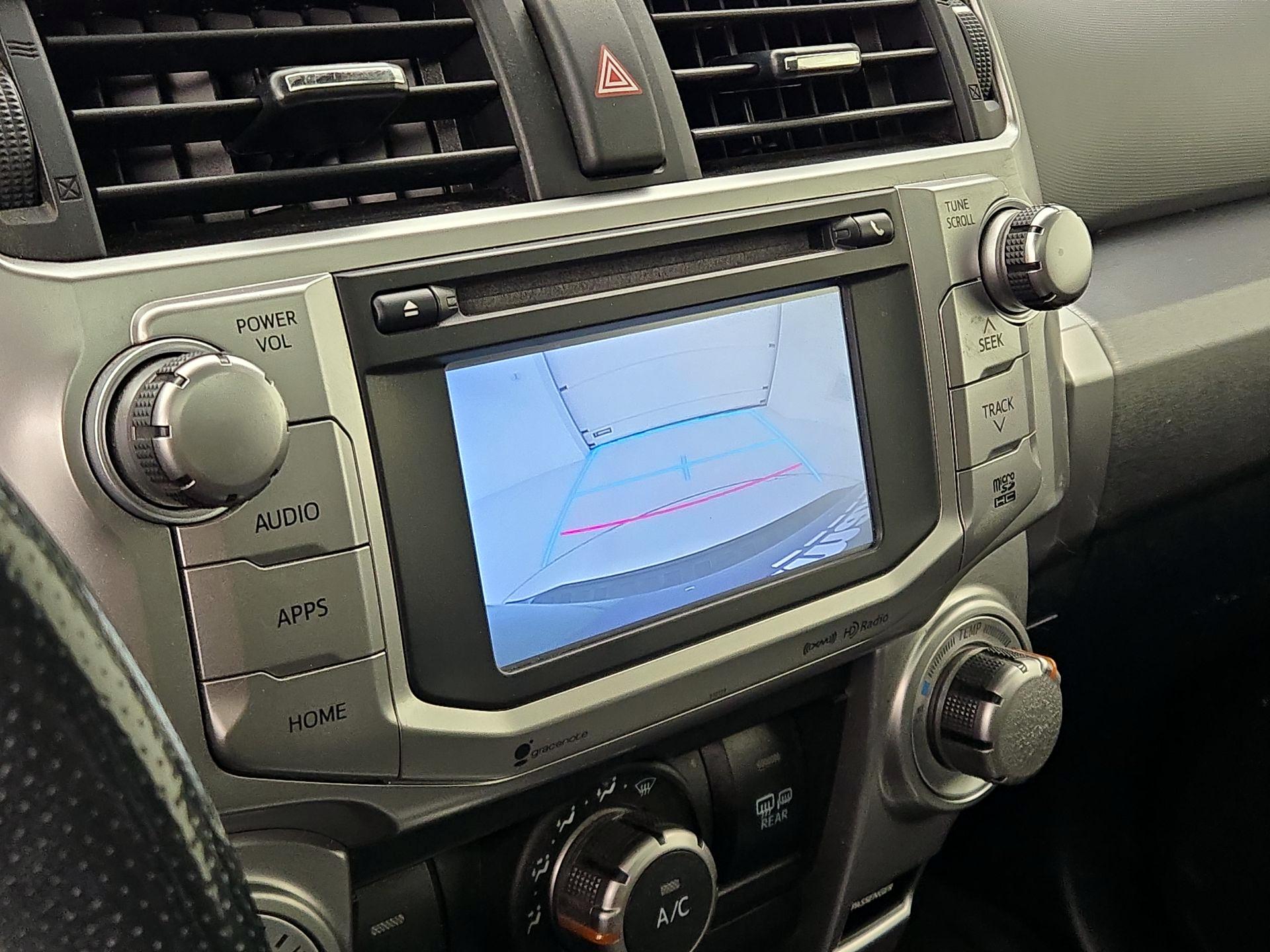 Thumbnail: 2018 Toyota 4Runner - 15