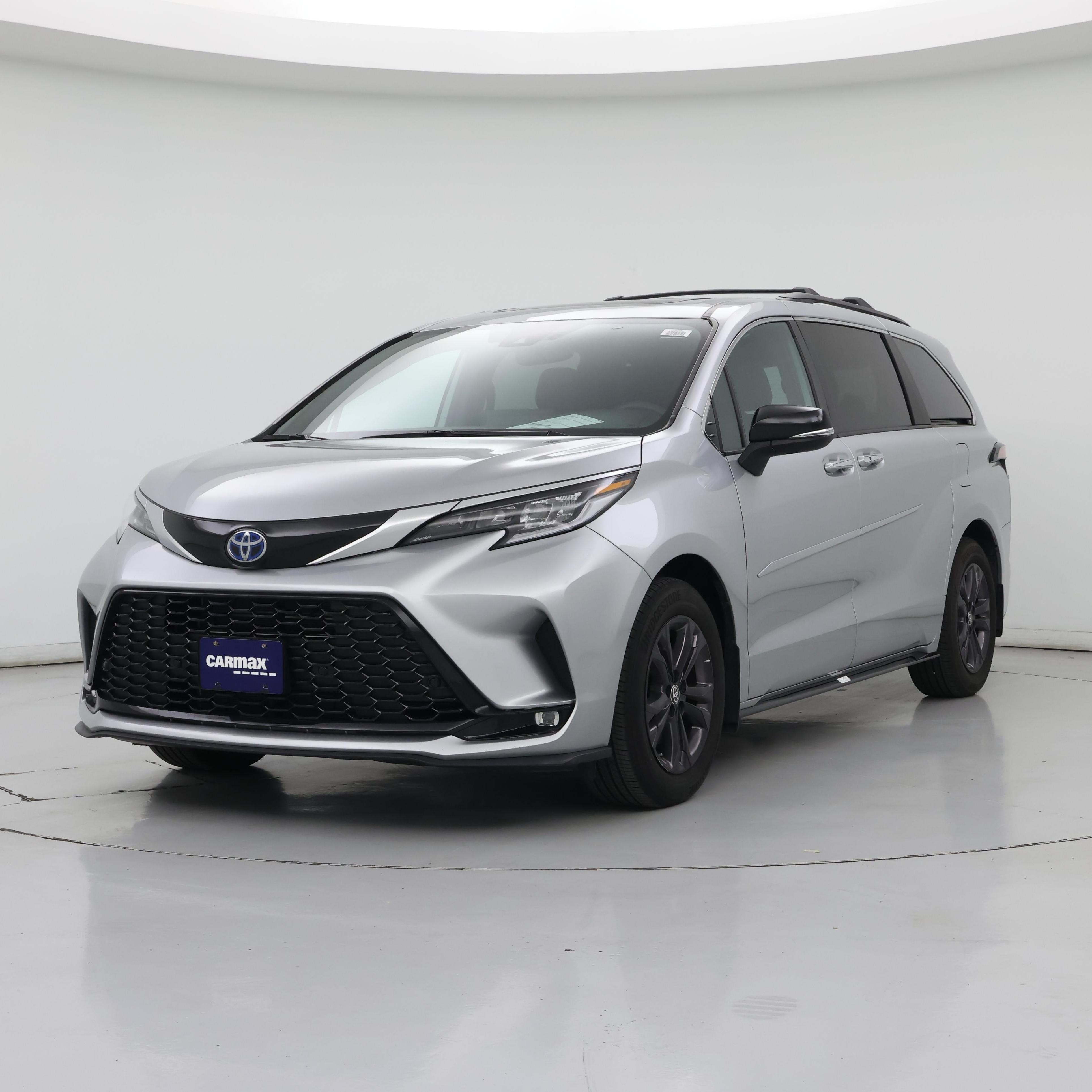 Thumbnail: 2024 Toyota Sienna - 4