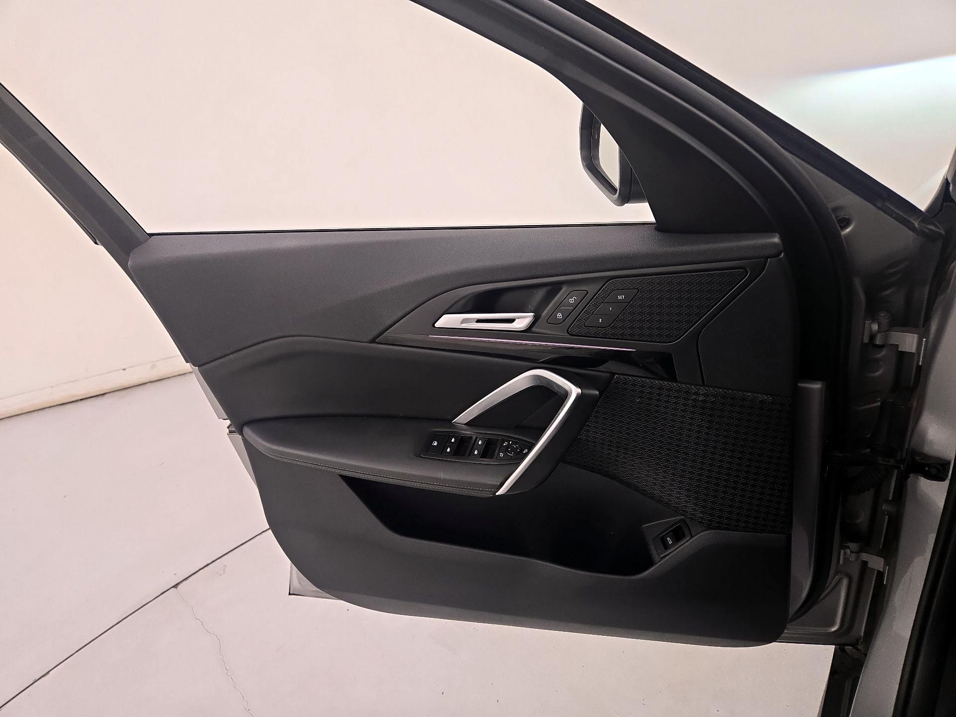 Thumbnail: 2023 BMW X1 - 12