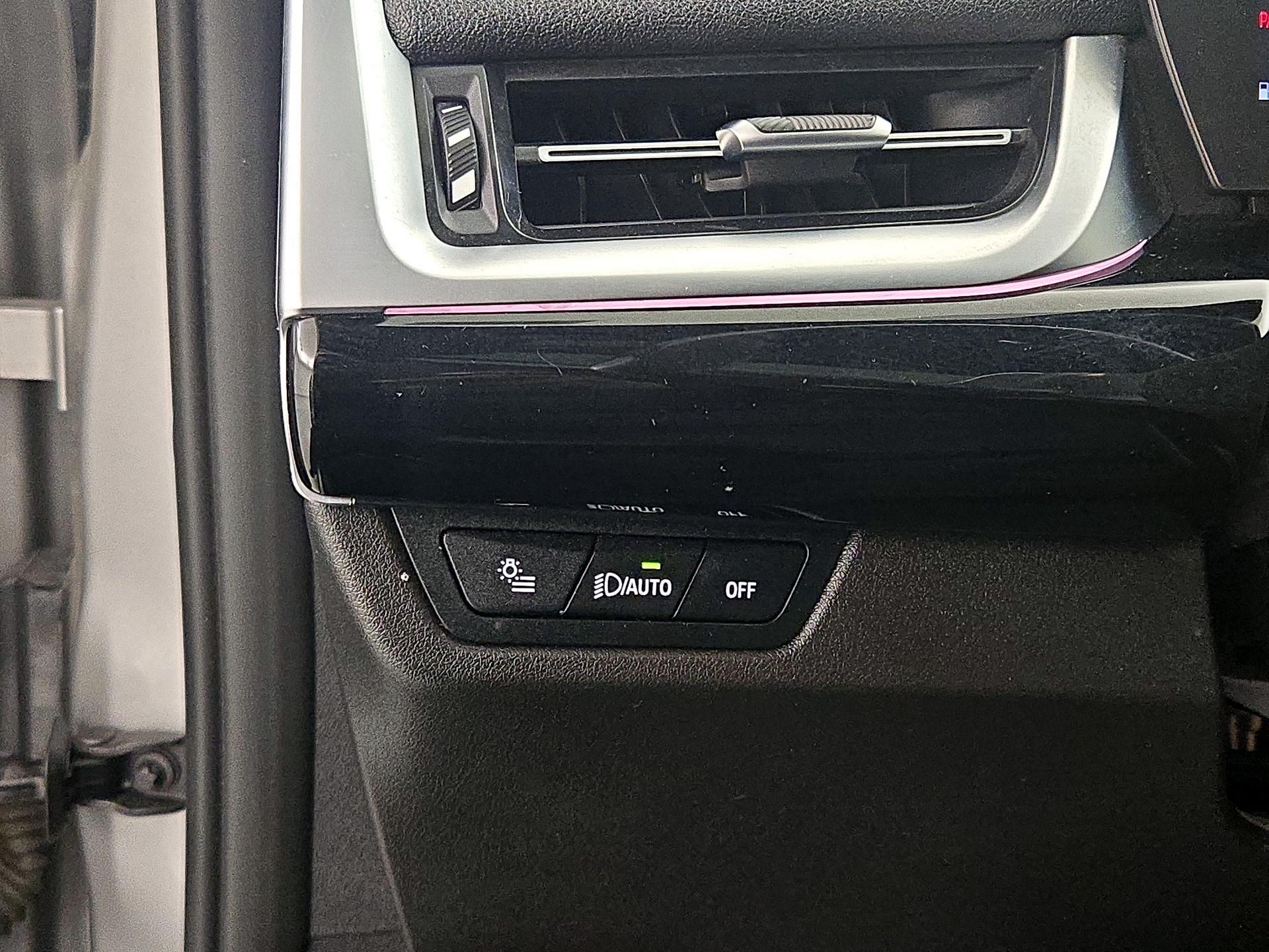 Thumbnail: 2023 BMW X1 - 13