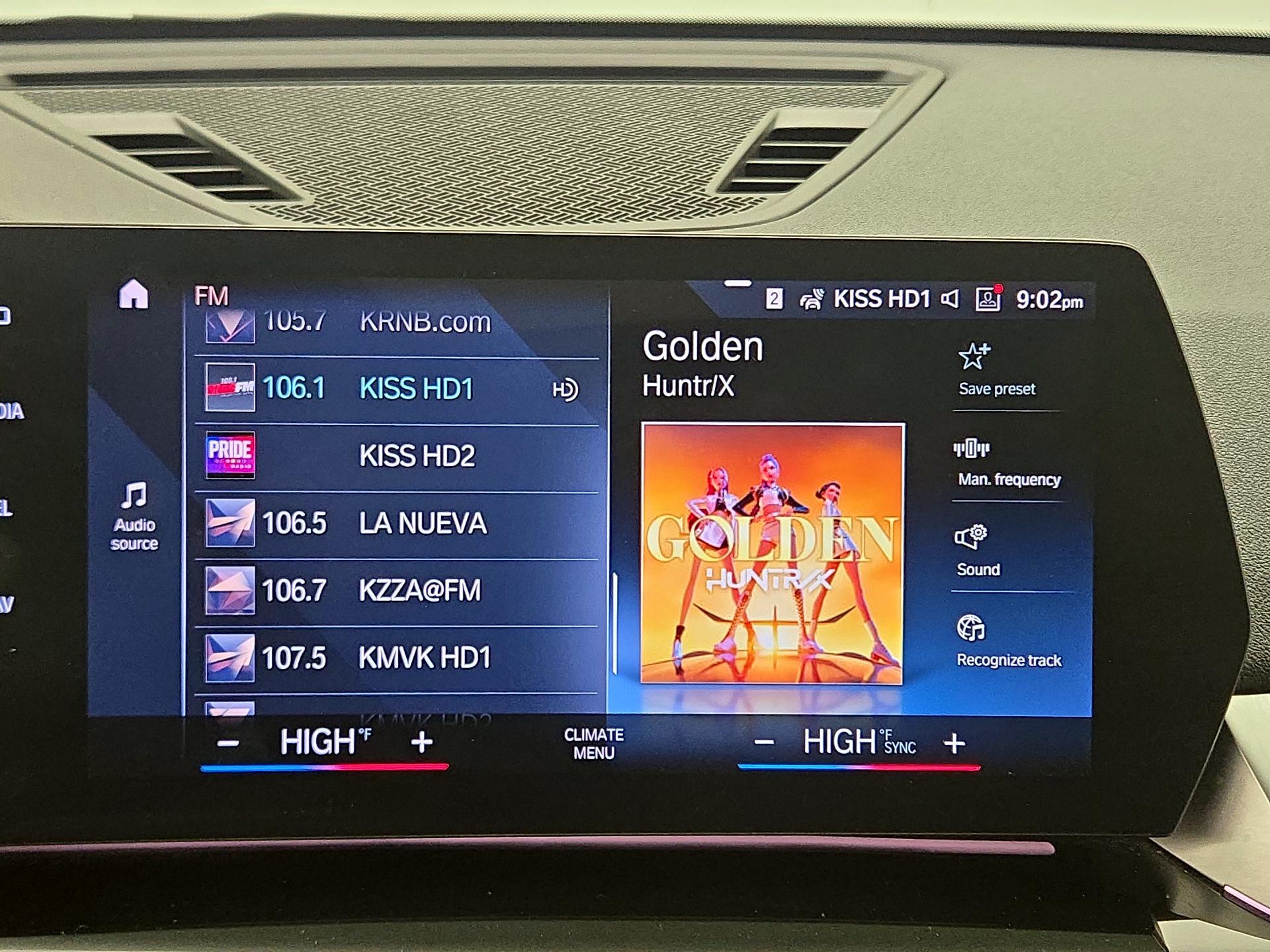 Thumbnail: 2023 BMW X1 - 16