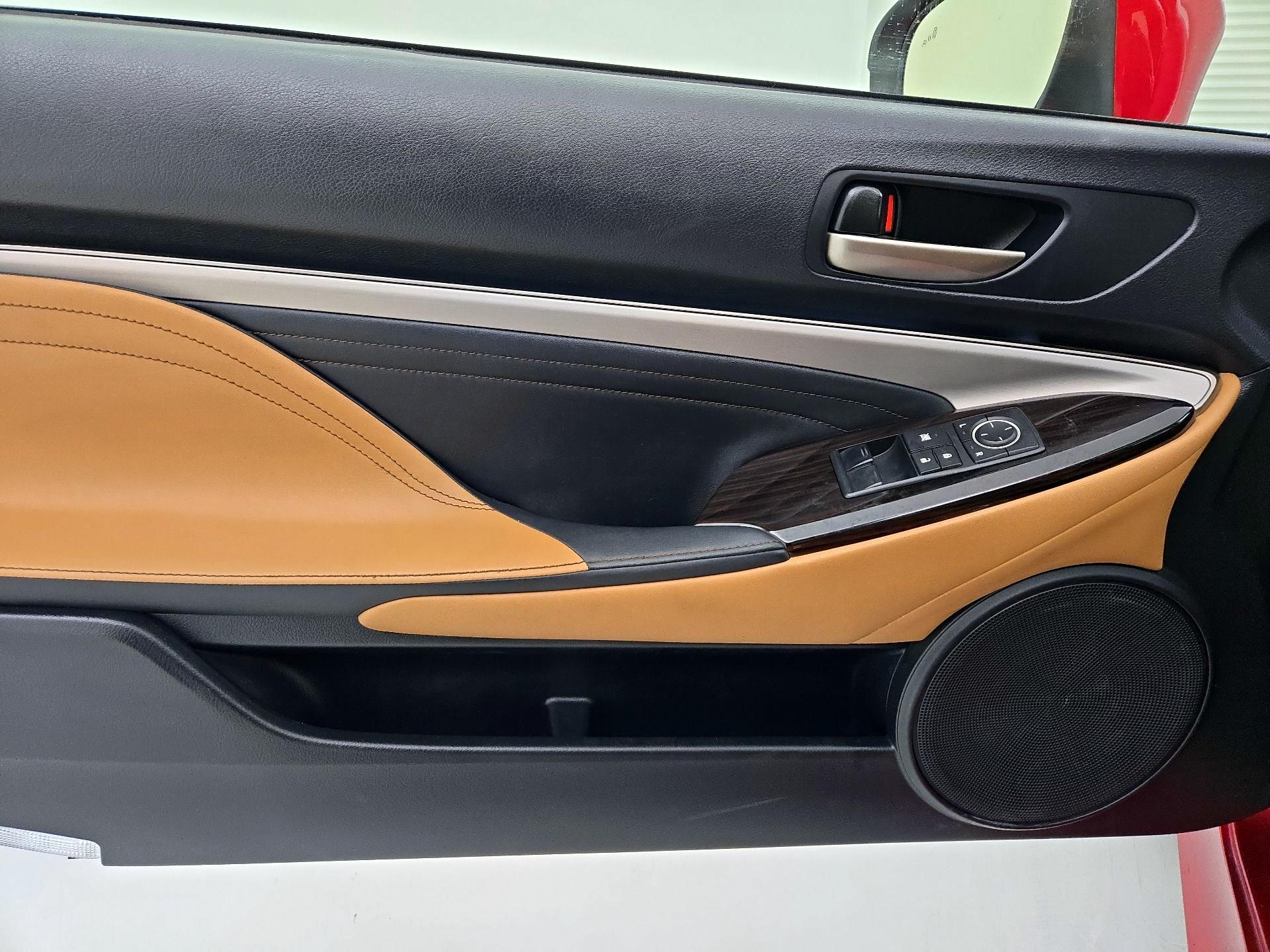 Thumbnail: 2016 Lexus RC - 12