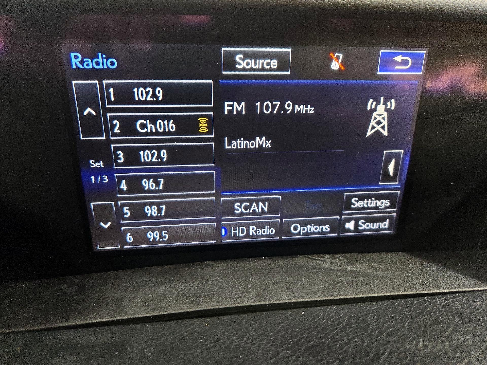 Thumbnail: 2016 Lexus RC - 16