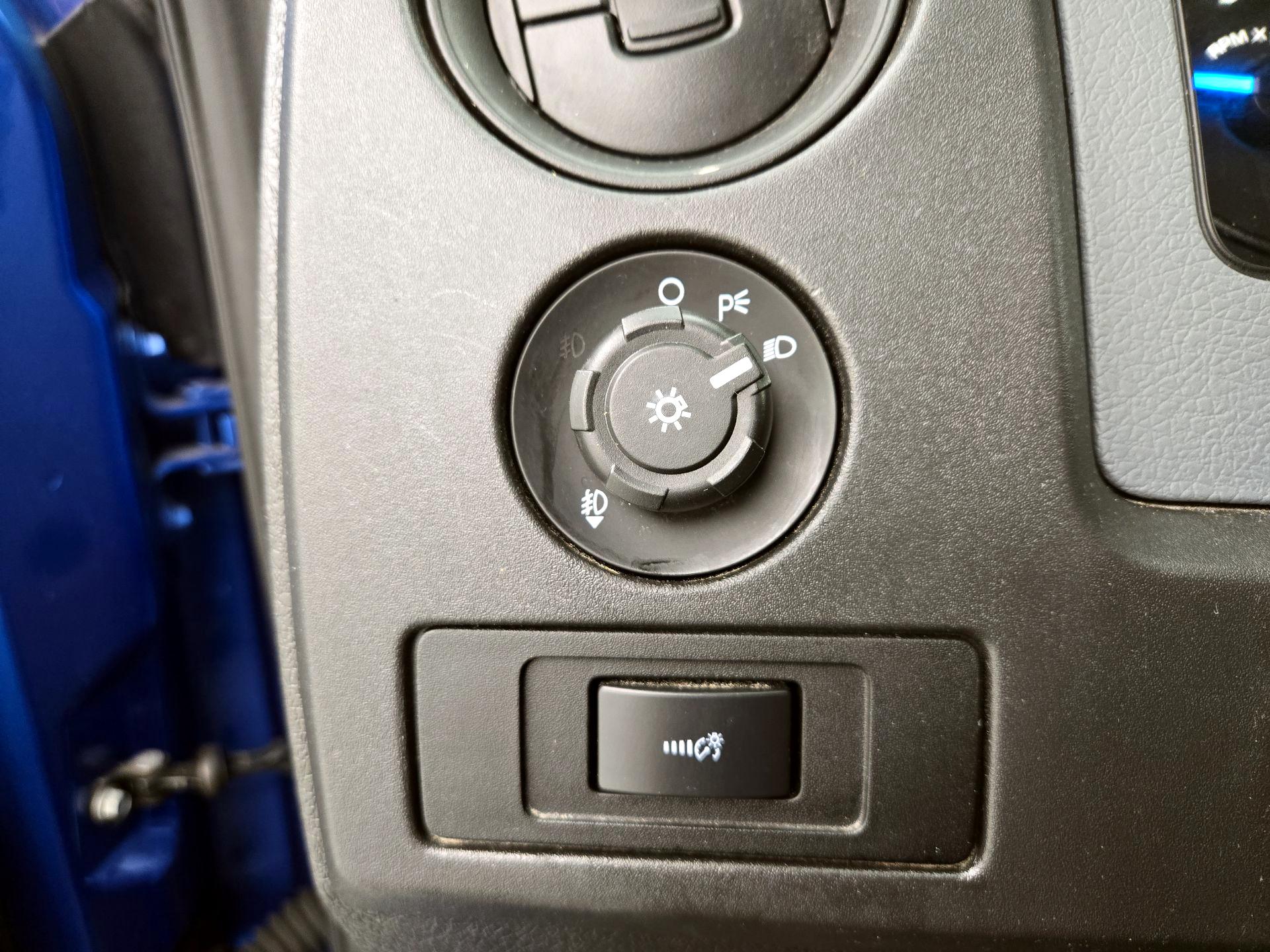 Thumbnail: 2014 Ford F-150 - 13