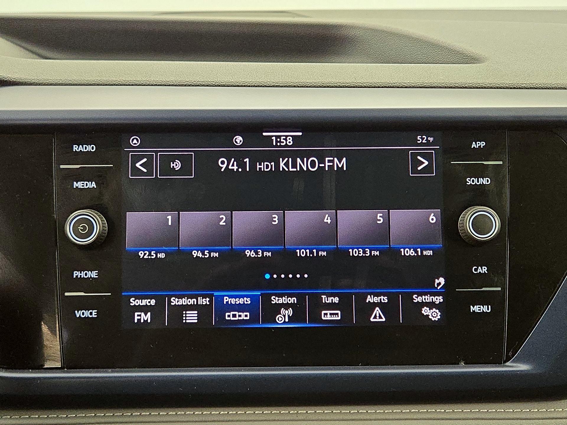 Thumbnail: 2024 Volkswagen Taos - 15