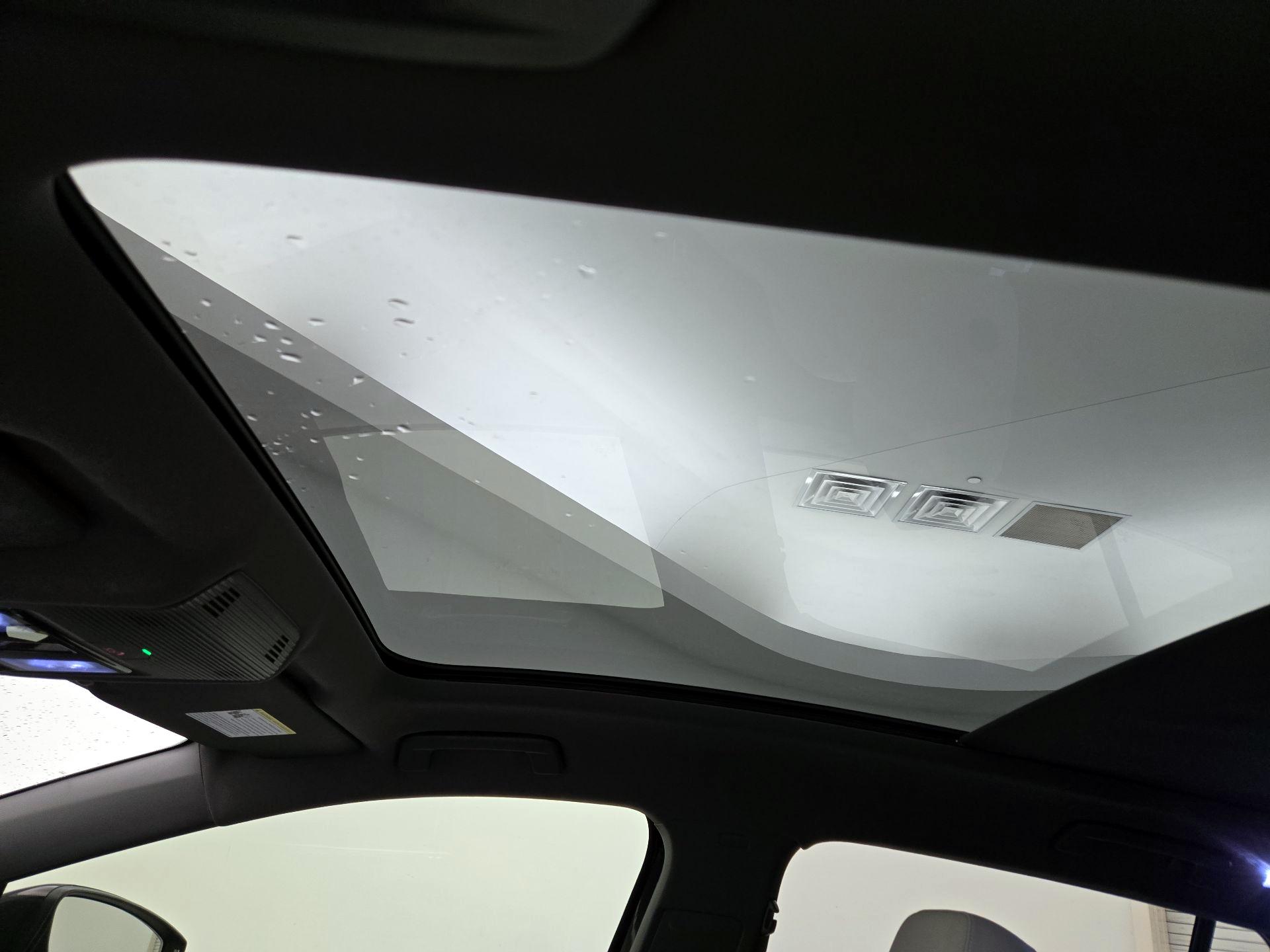 Thumbnail: 2023 Volkswagen ID.4 - 20