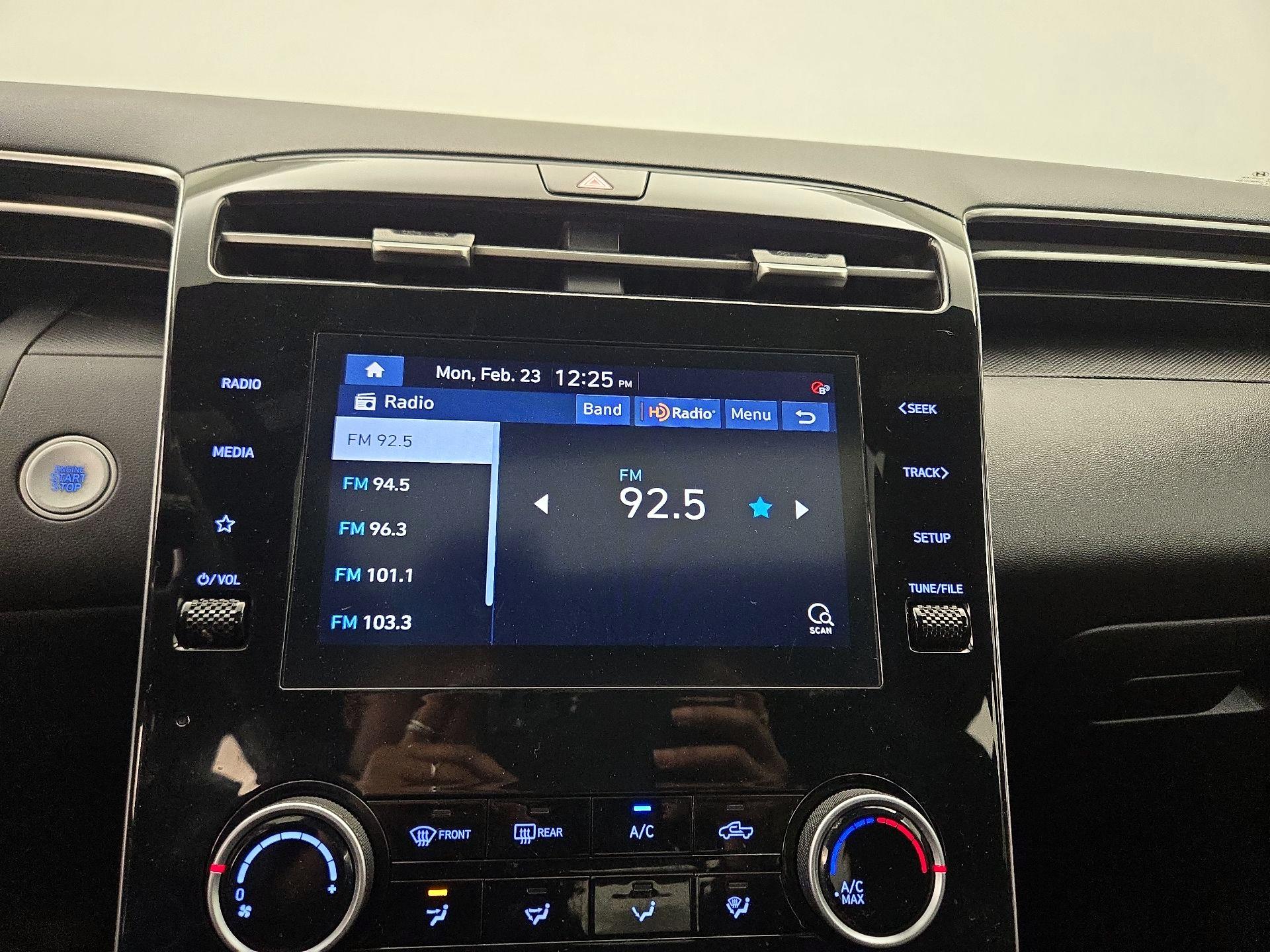 Thumbnail: 2023 Hyundai Santa Cruz - 15