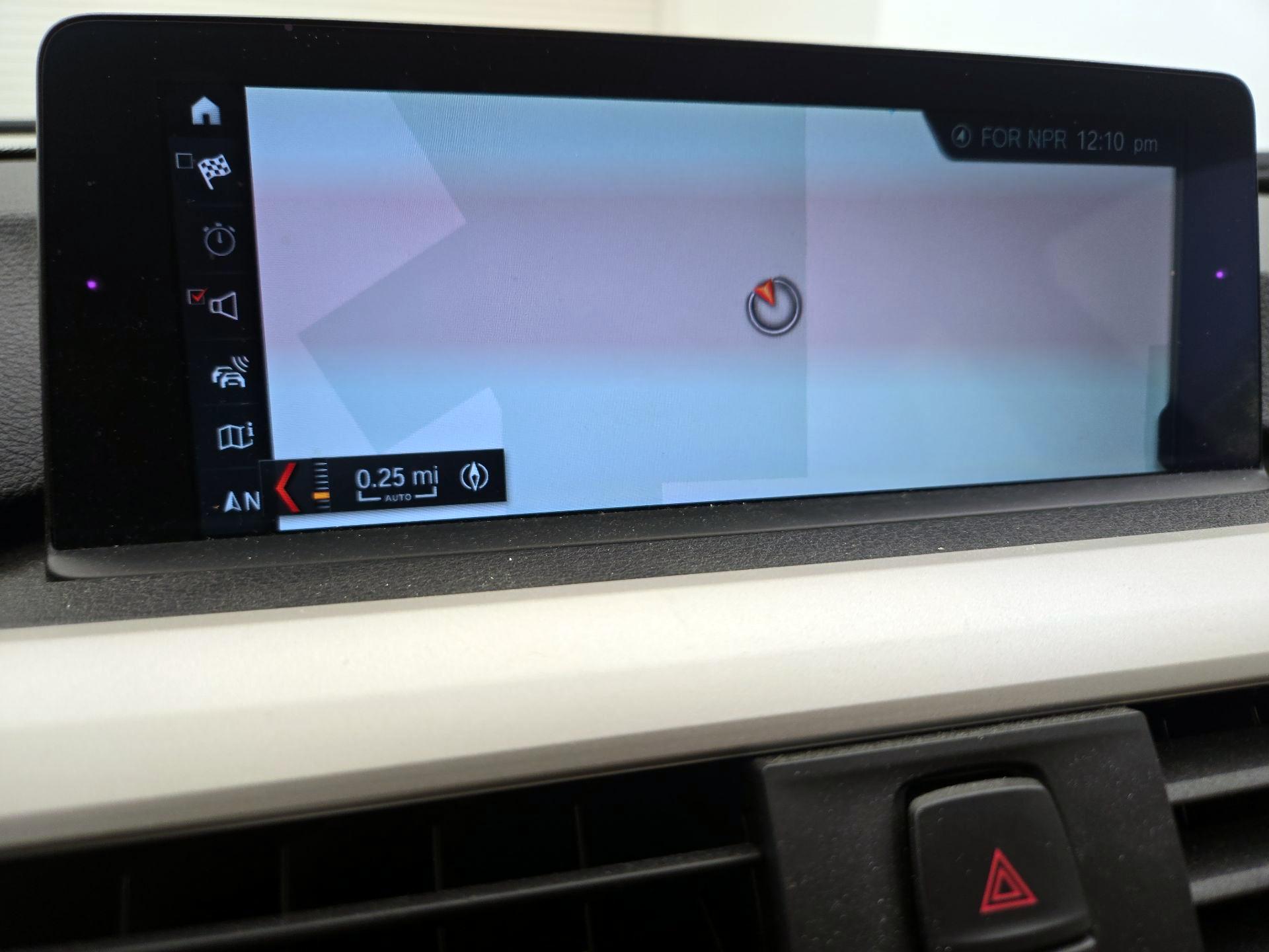 Thumbnail: 2018 BMW 3 Series - 14