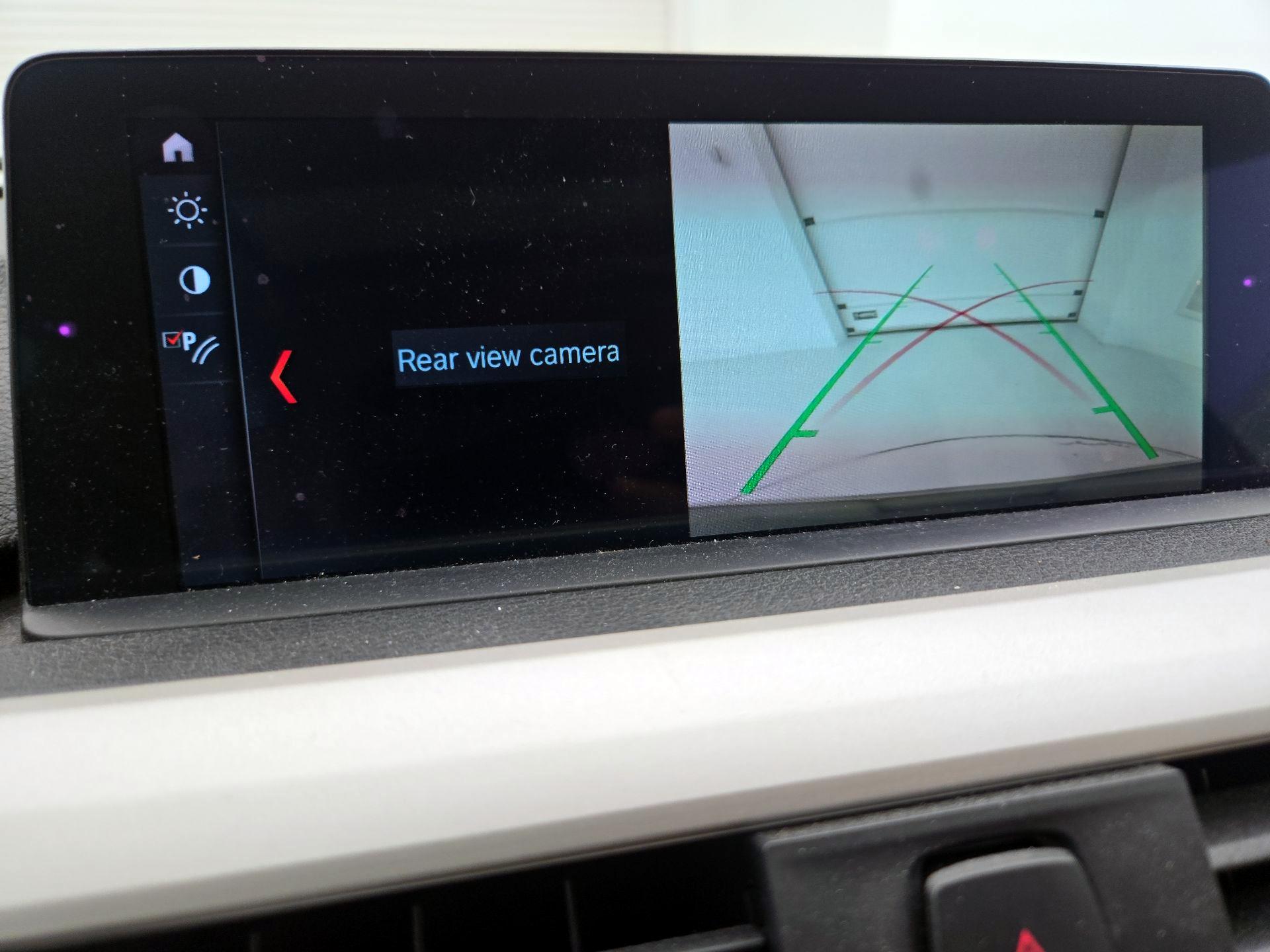 Thumbnail: 2018 BMW 3 Series - 15