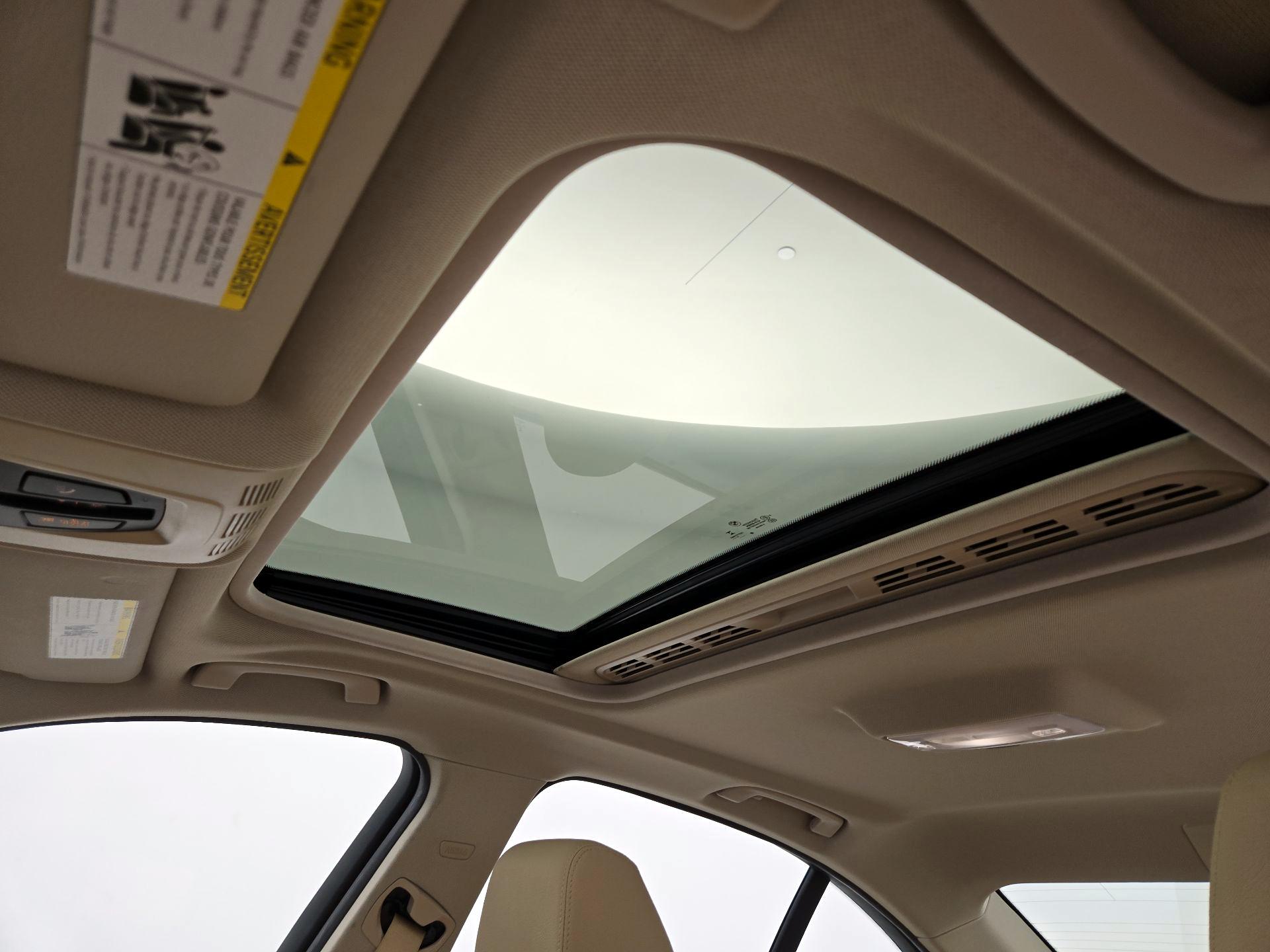 Thumbnail: 2018 BMW 3 Series - 20