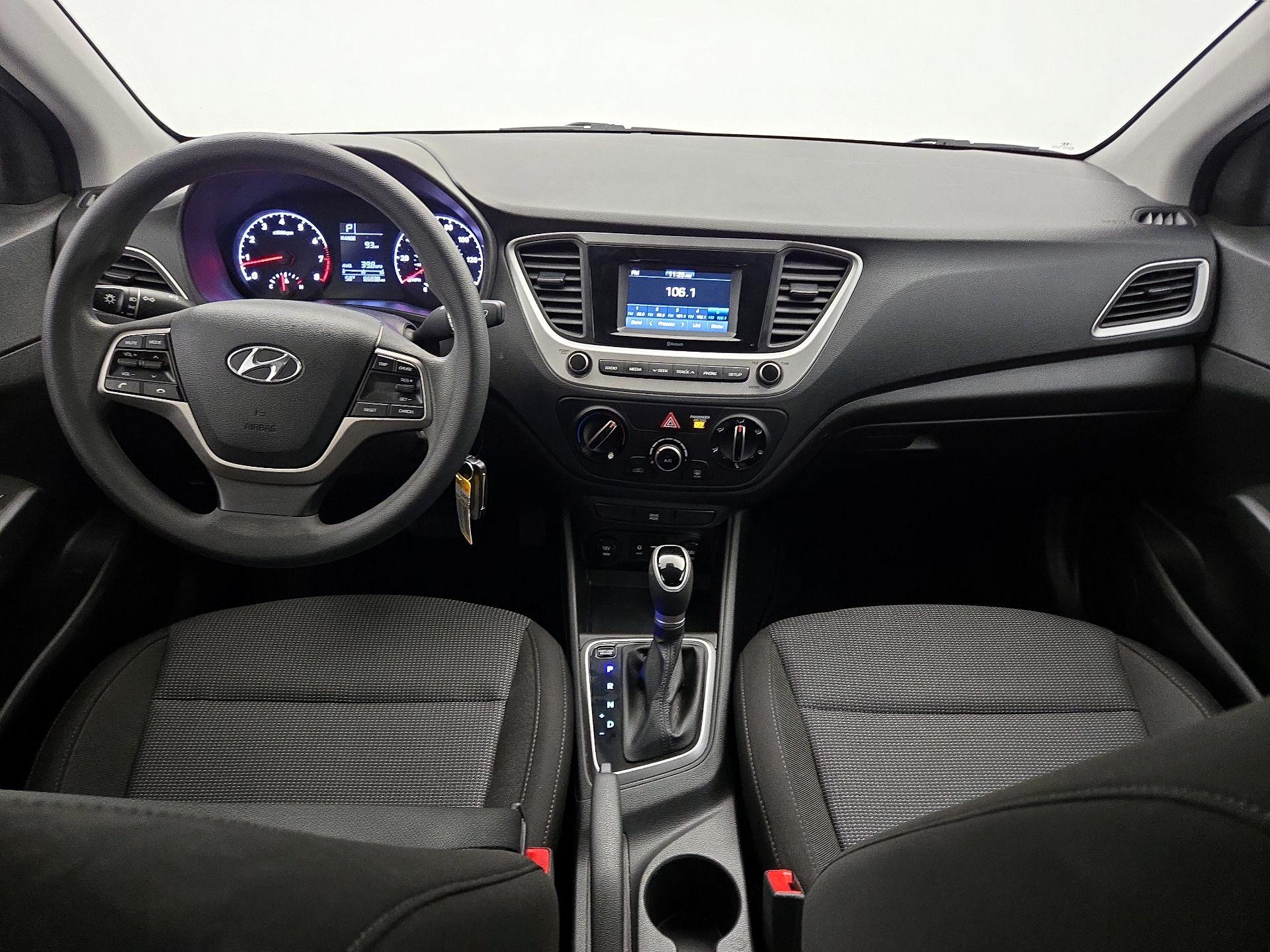 Thumbnail: 2022 Hyundai Accent - 9