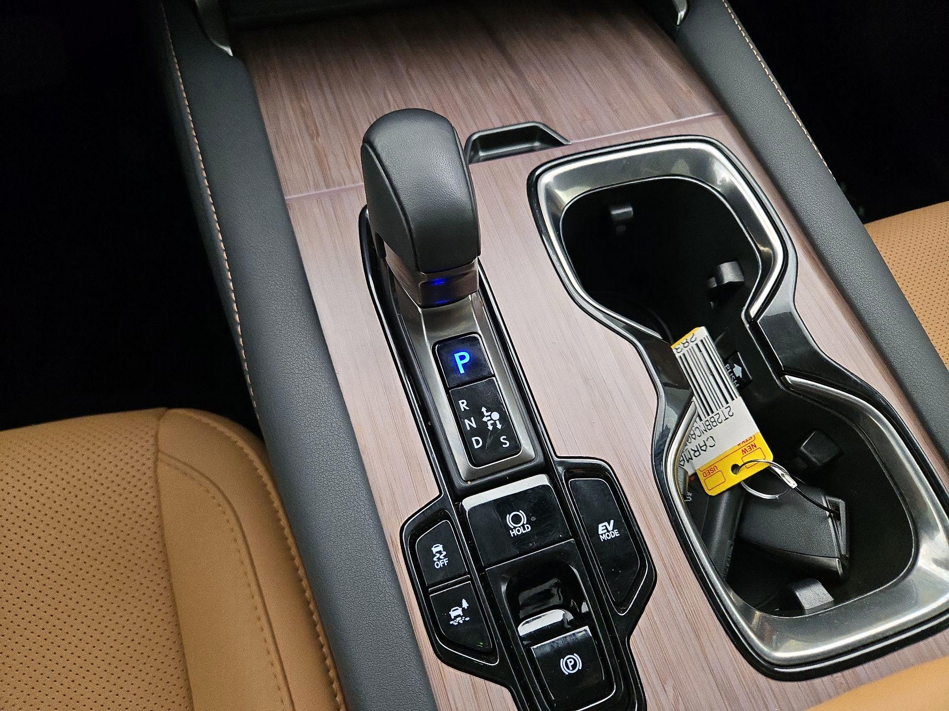 Thumbnail: 2024 Lexus RX - 17