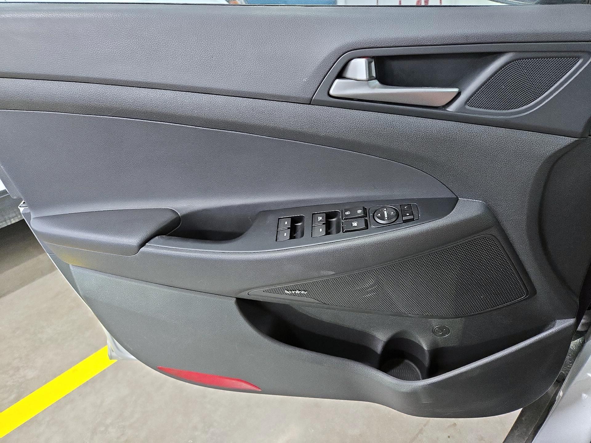 Thumbnail: 2018 Hyundai Tucson - 12