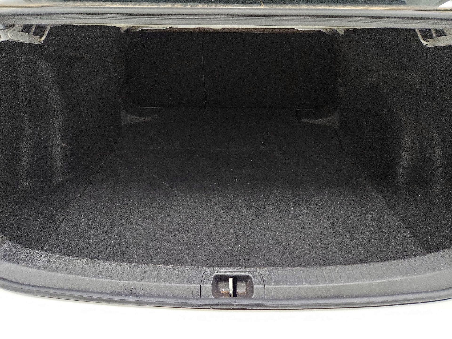 Thumbnail: 2021 Toyota Corolla - 19