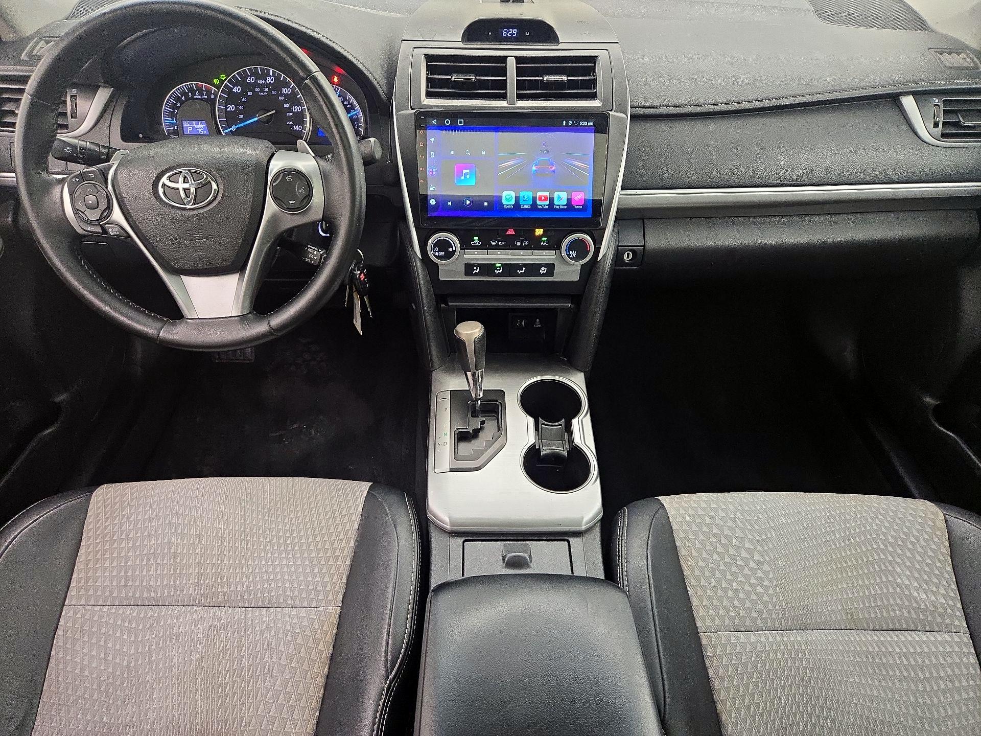 Thumbnail: 2014 Toyota Camry - 9