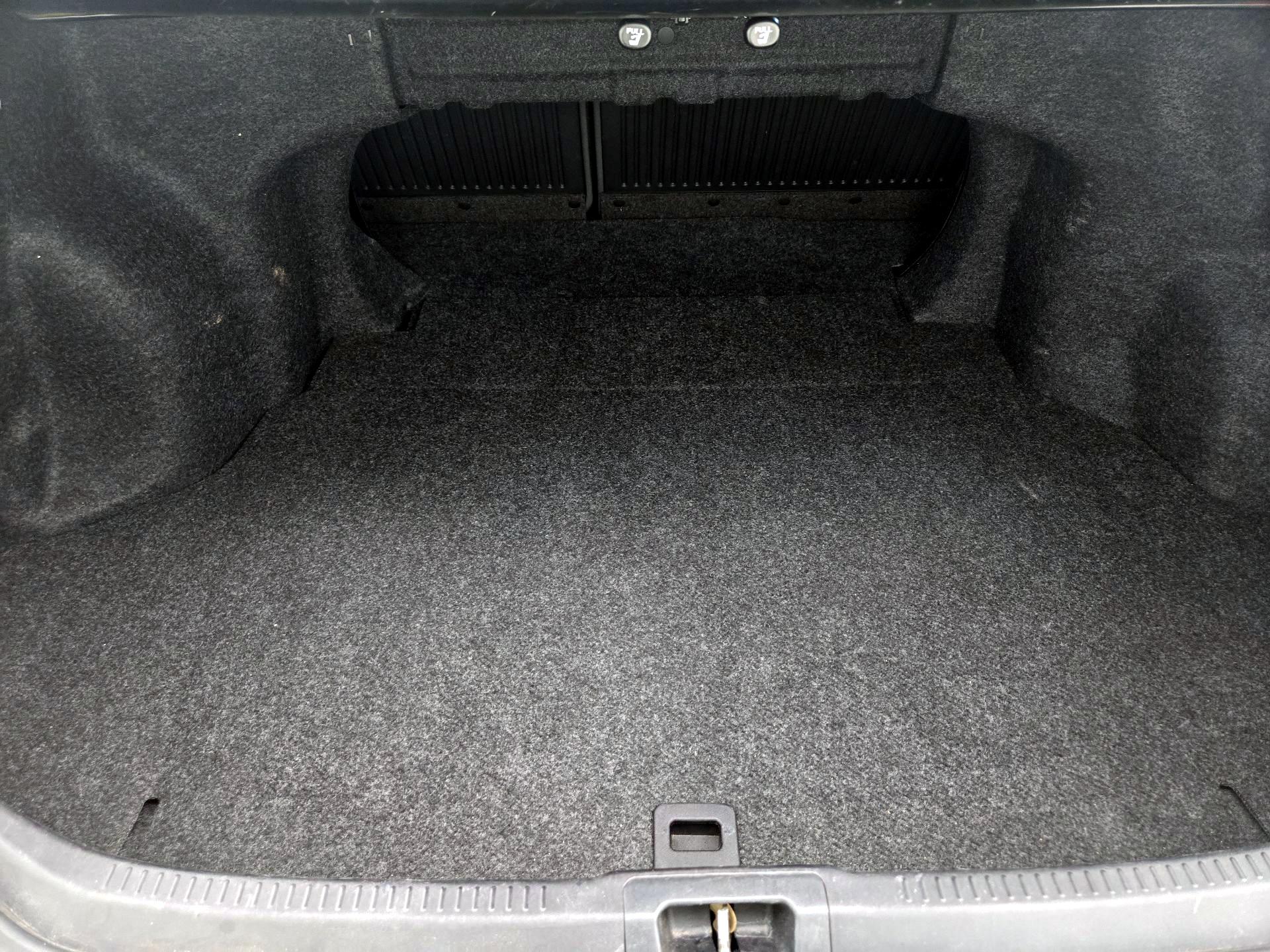 Thumbnail: 2014 Toyota Camry - 20