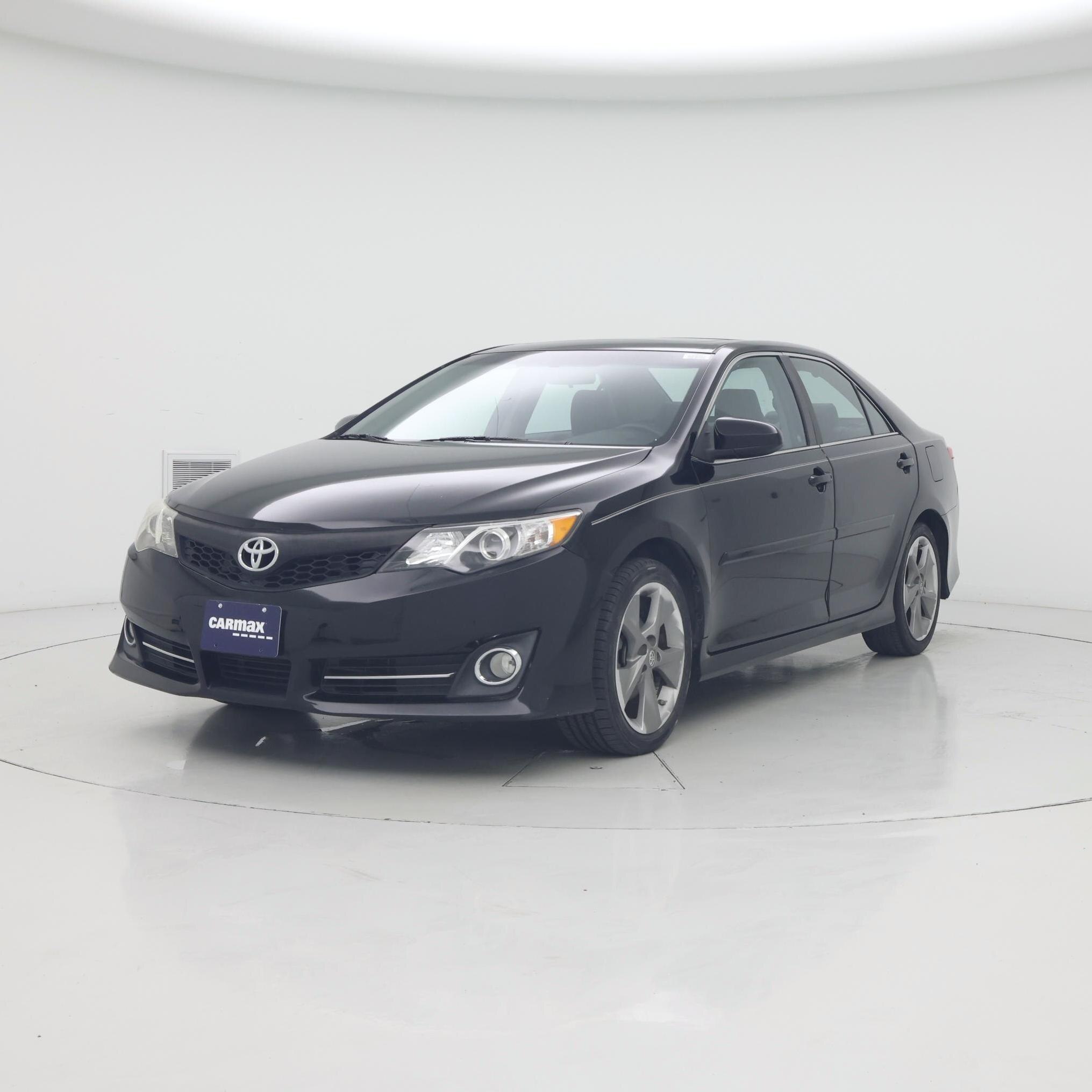 Thumbnail: 2014 Toyota Camry - 4