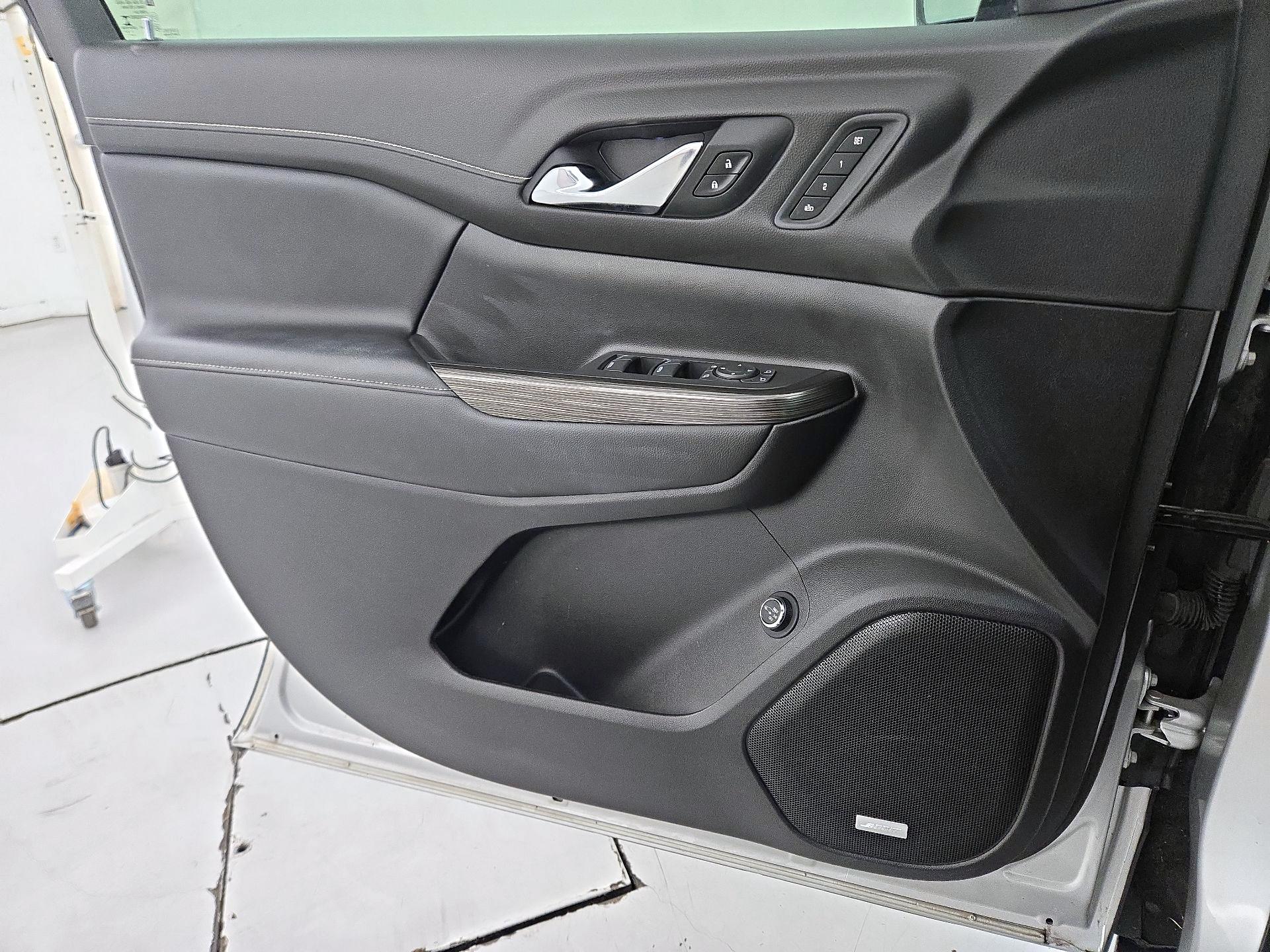 Thumbnail: 2020 GMC Acadia - 12