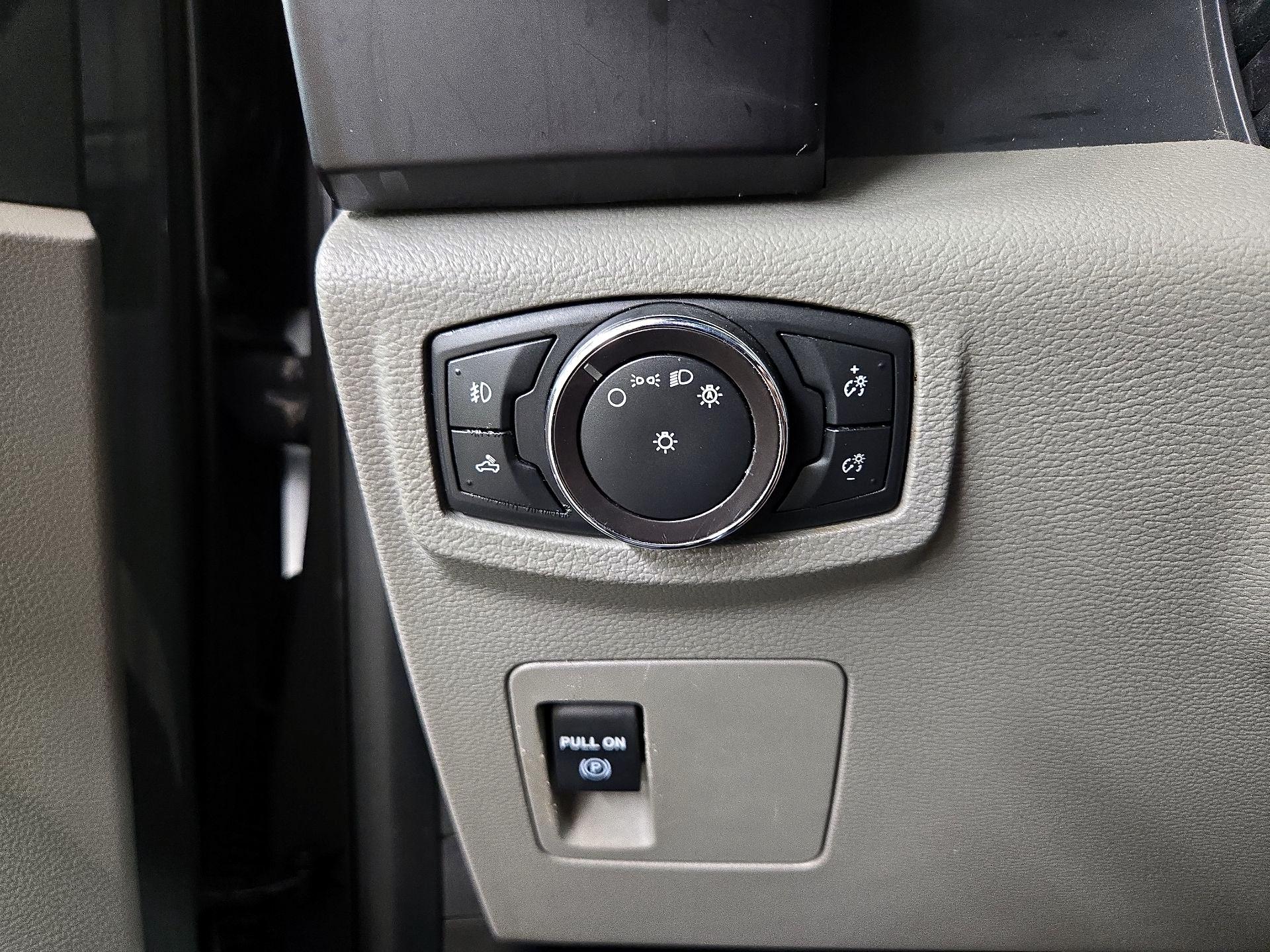 Thumbnail: 2018 Ford F-150 - 13