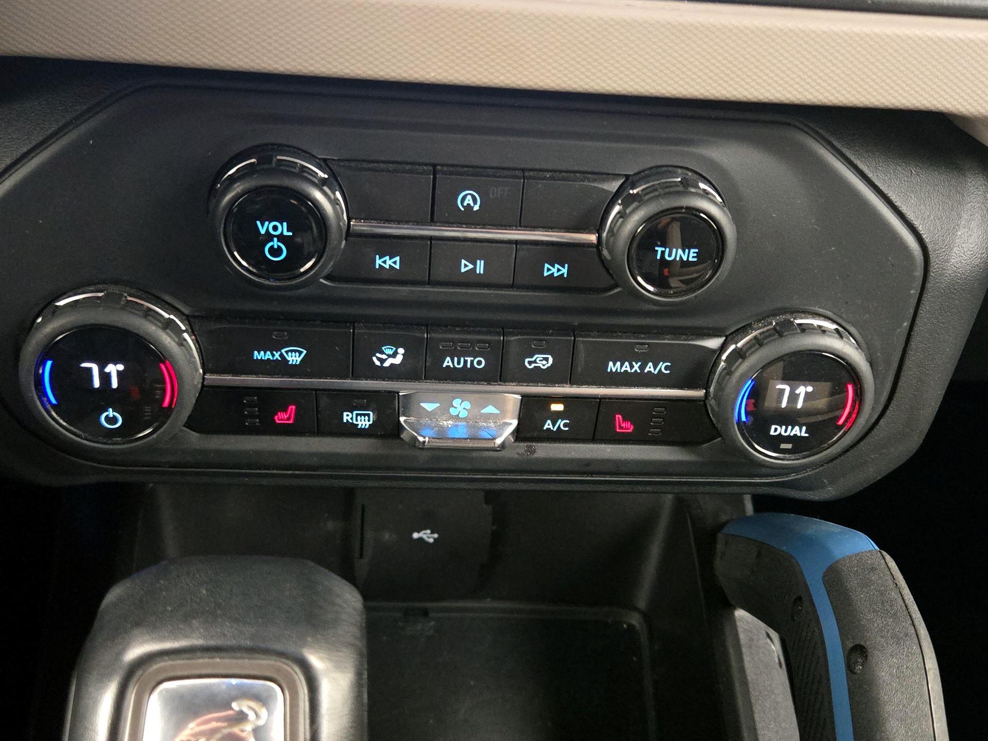 Thumbnail: 2023 Ford Bronco - 17