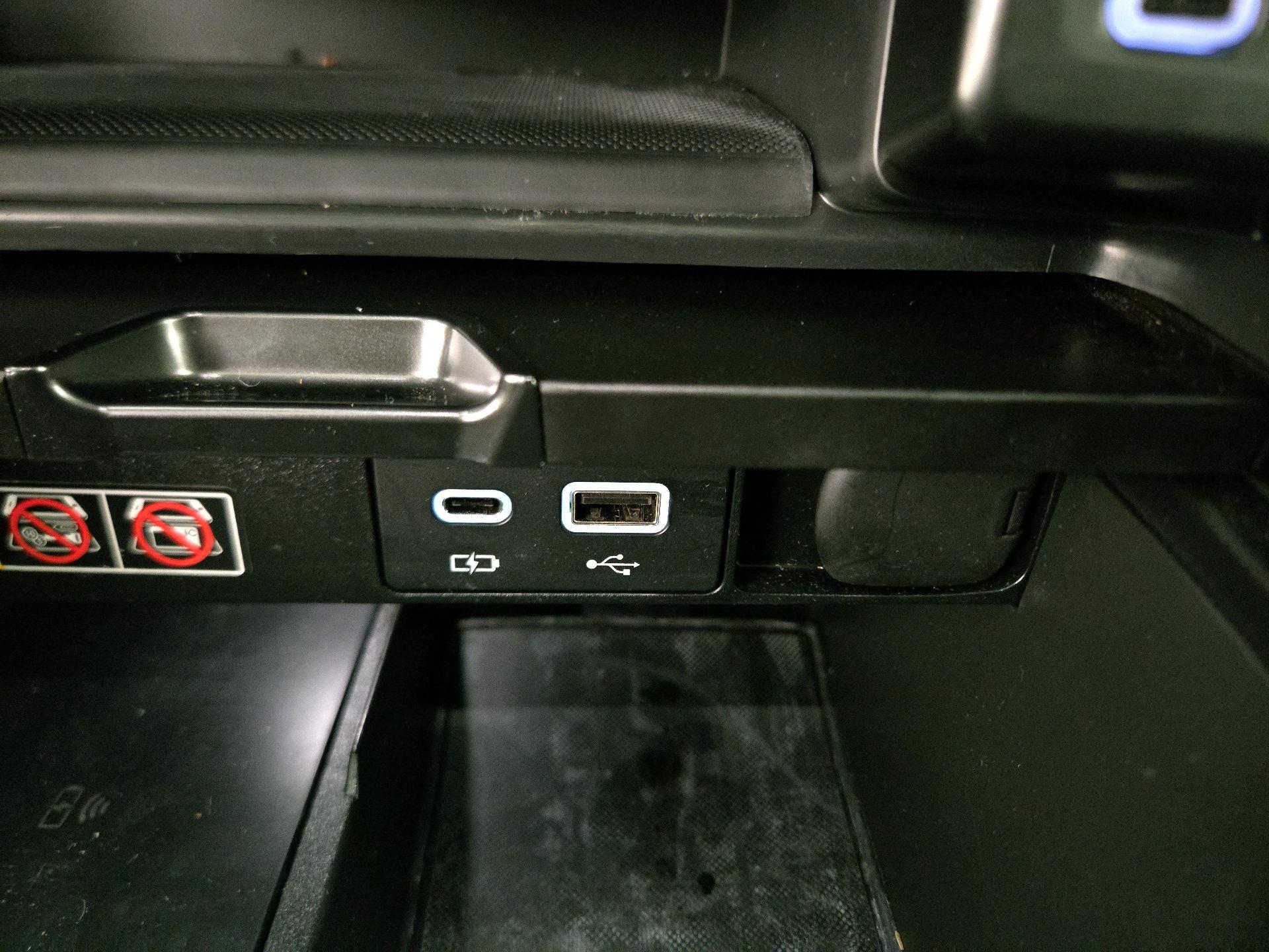 Thumbnail: 2024 Lexus RX - 19