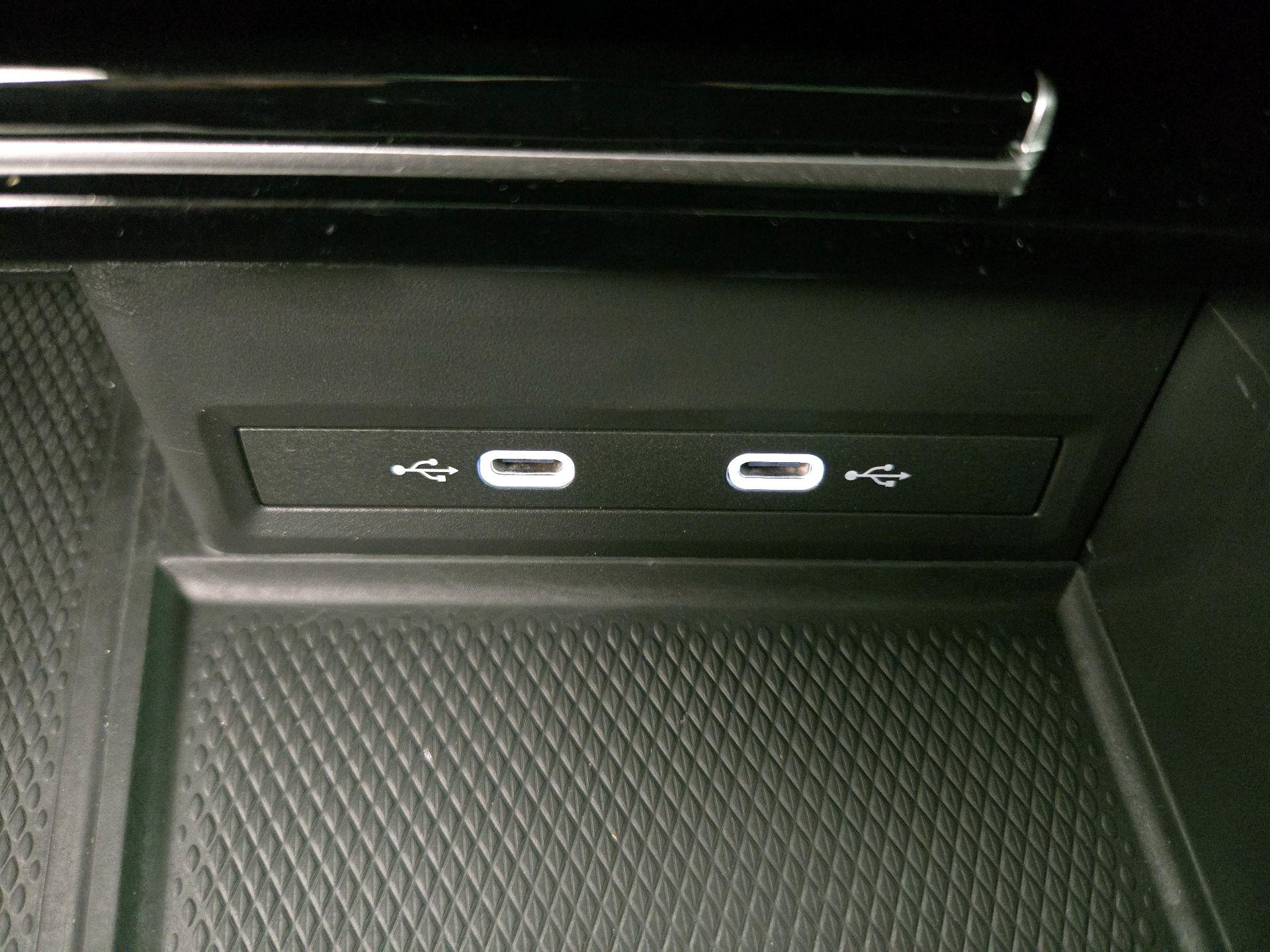 Thumbnail: 2024 Volkswagen Atlas - 19