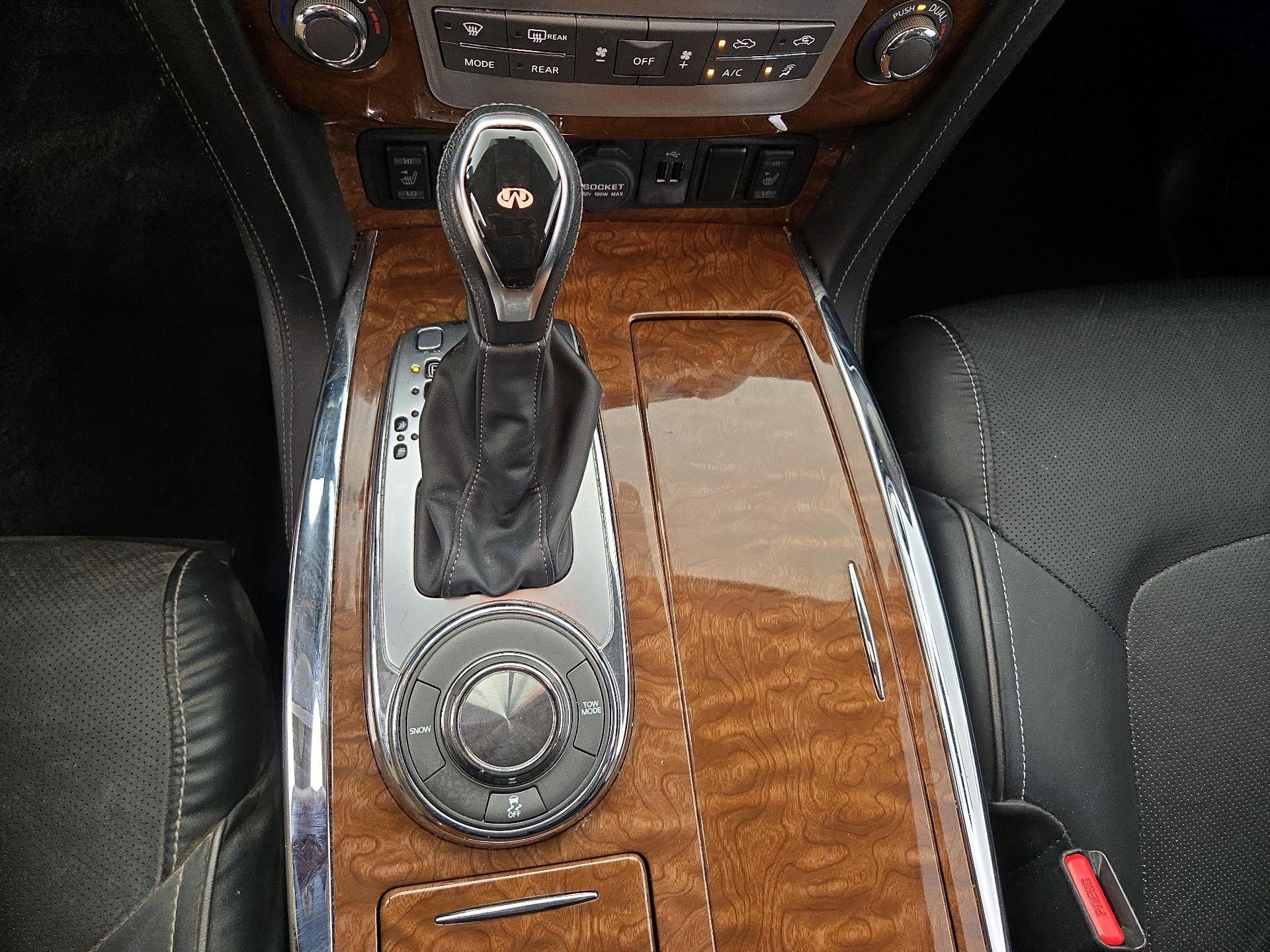 Thumbnail: 2018 INFINITI QX80 - 18