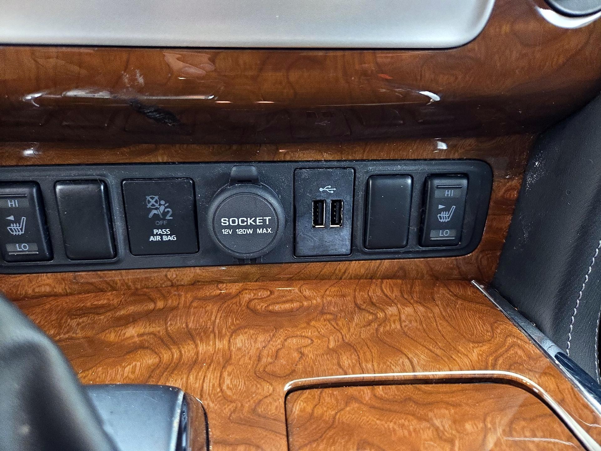 Thumbnail: 2018 INFINITI QX80 - 19