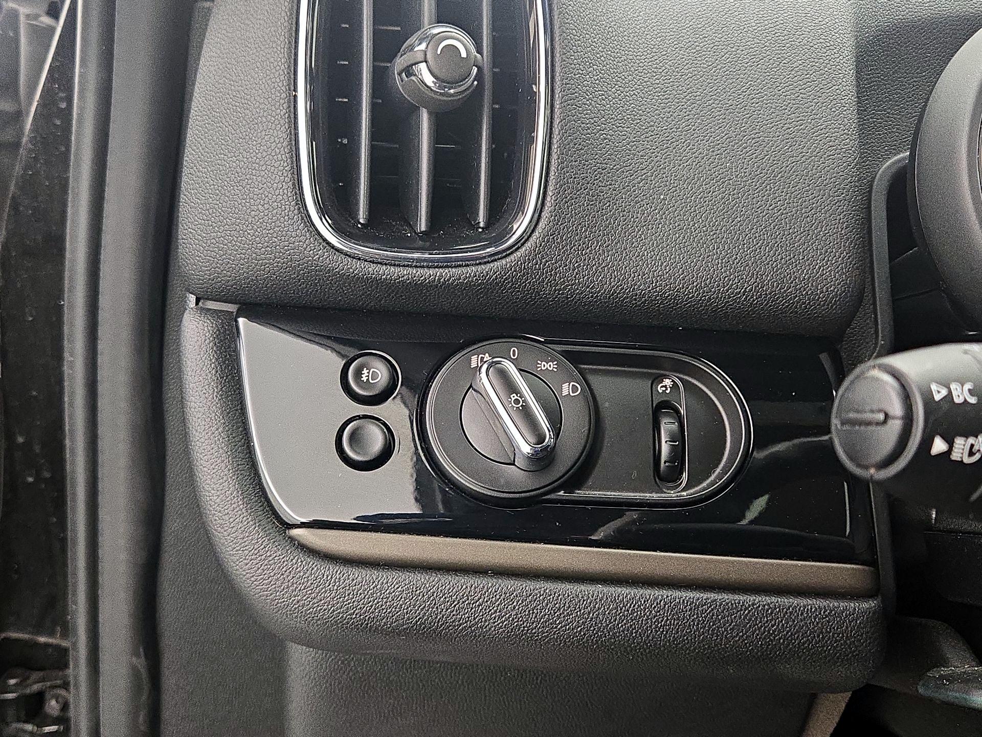 Thumbnail: 2019 MINI Cooper Countryman - 13