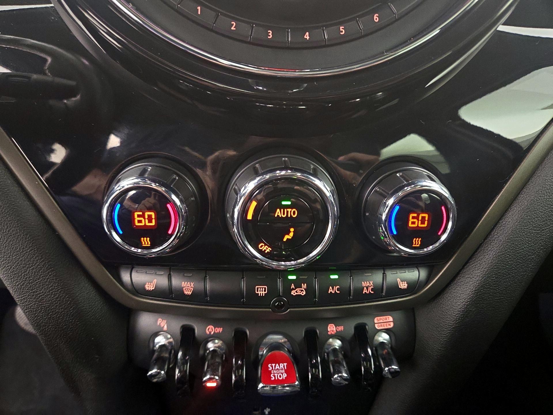 Thumbnail: 2019 MINI Cooper Countryman - 17