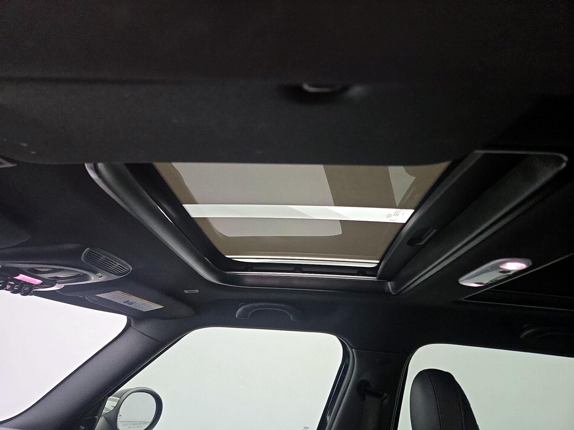 Thumbnail: 2019 MINI Cooper Countryman - 20