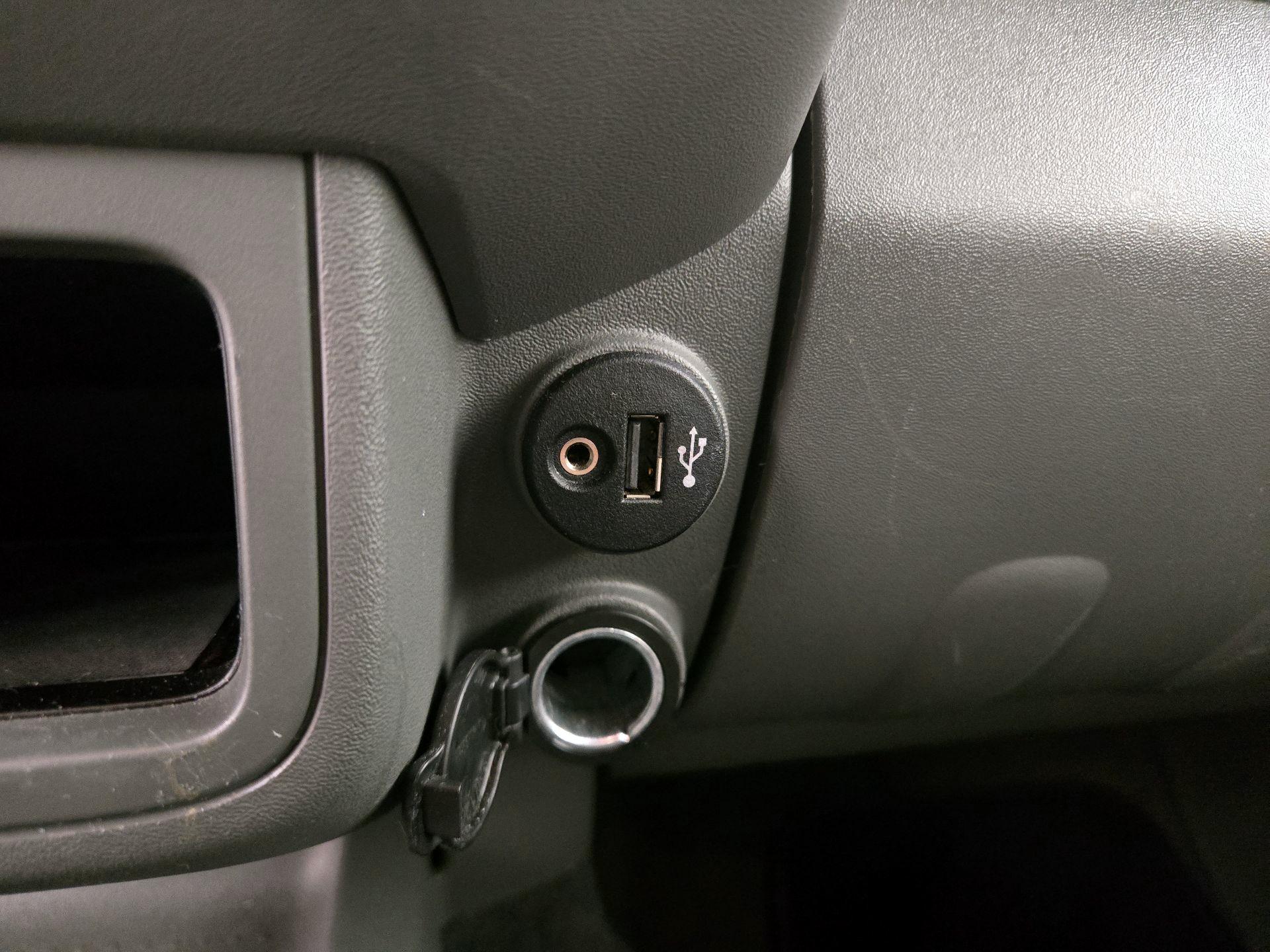 Thumbnail: 2019 Nissan Frontier - 18