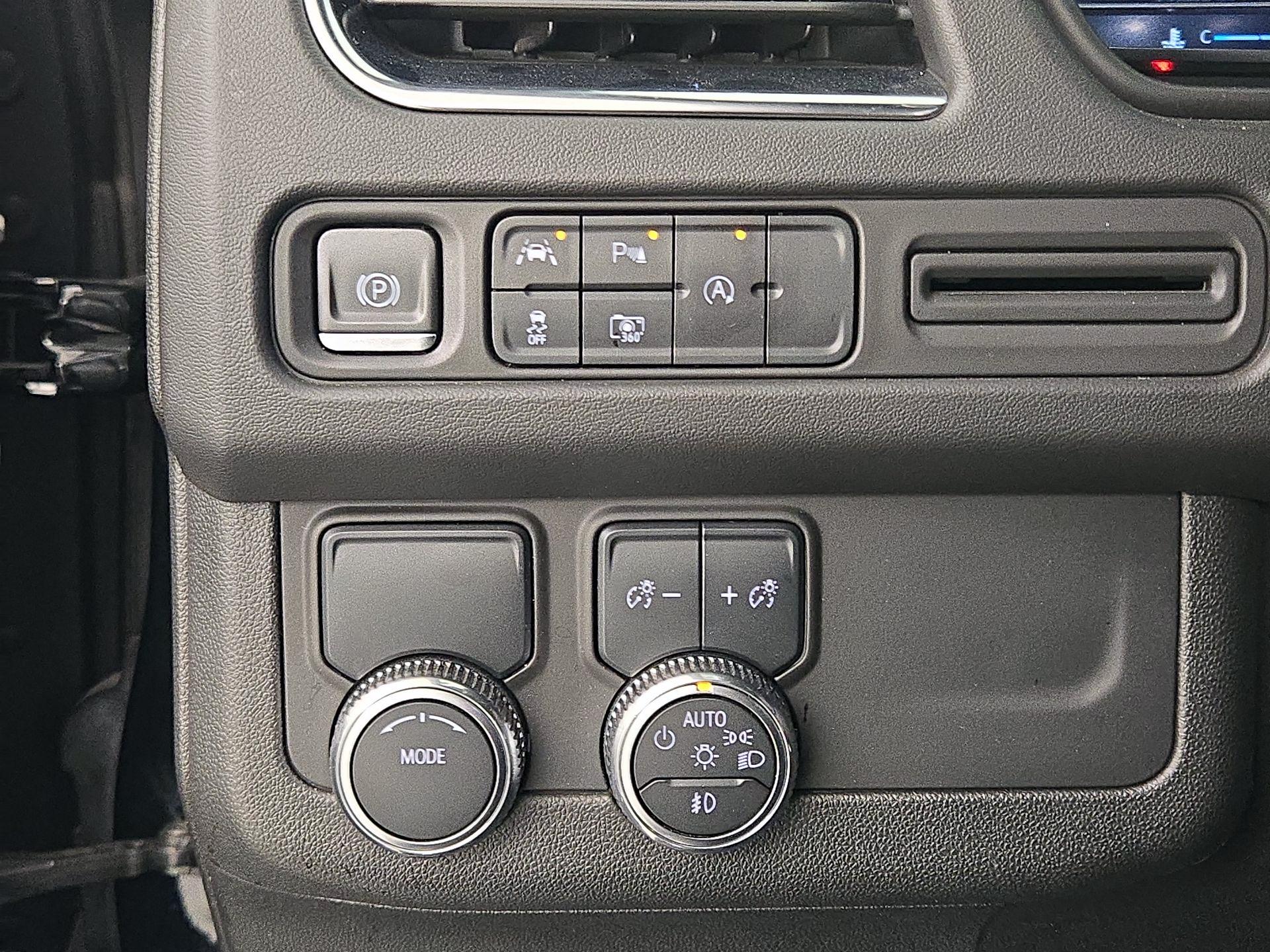 Thumbnail: 2024 GMC Yukon XL - 13