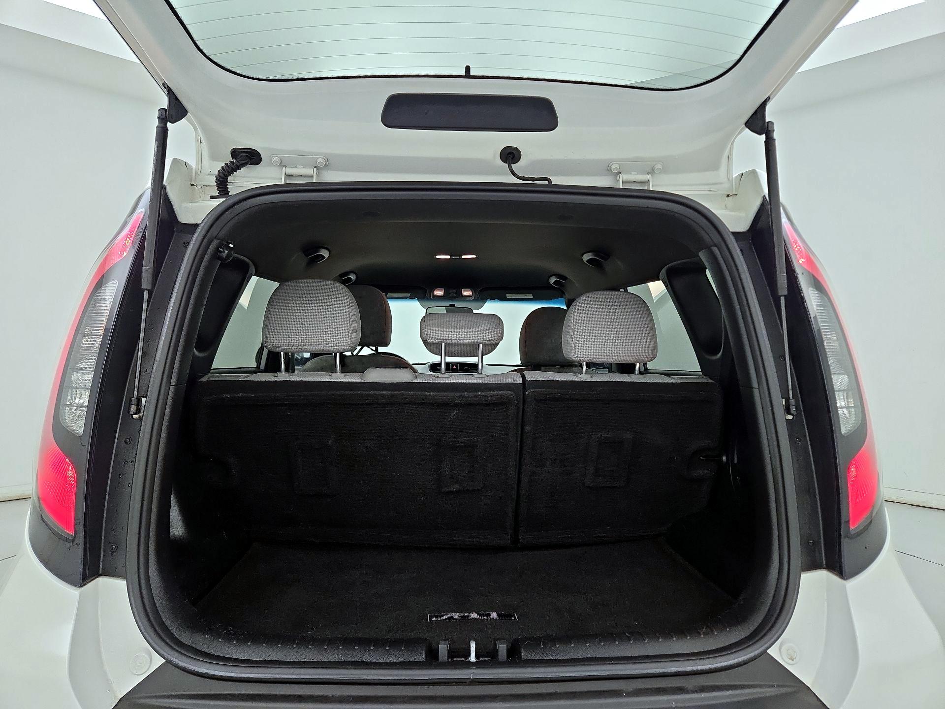 Thumbnail: 2014 Kia Soul - 20