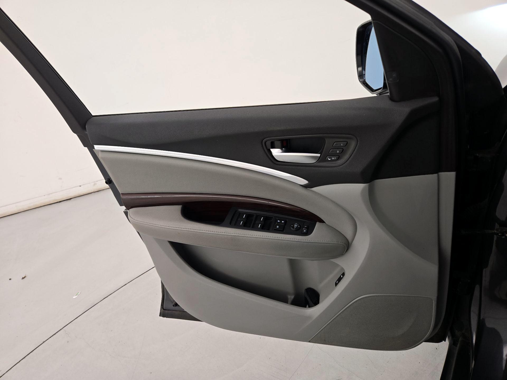 Thumbnail: 2014 Acura MDX - 12