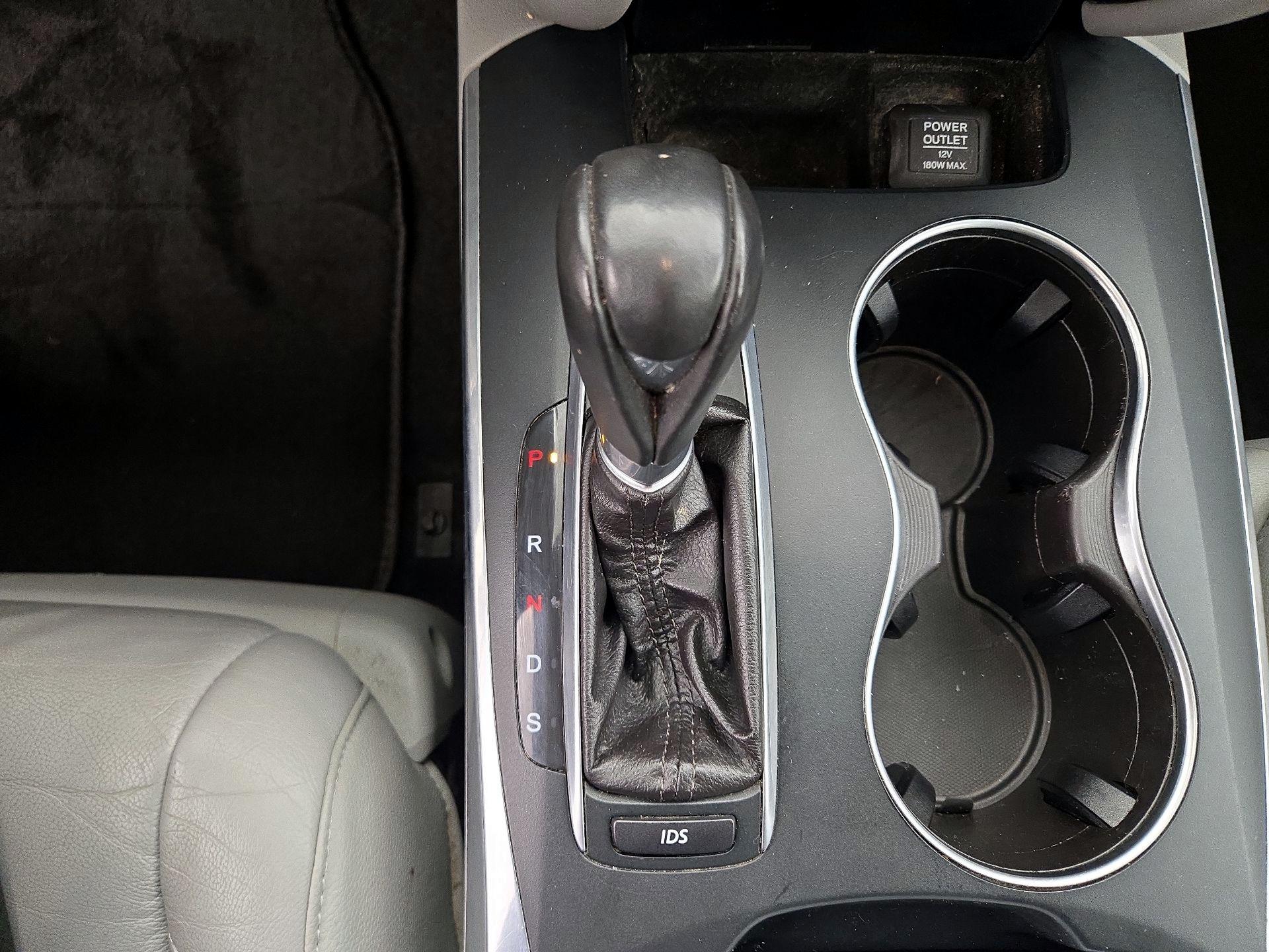 Thumbnail: 2014 Acura MDX - 18