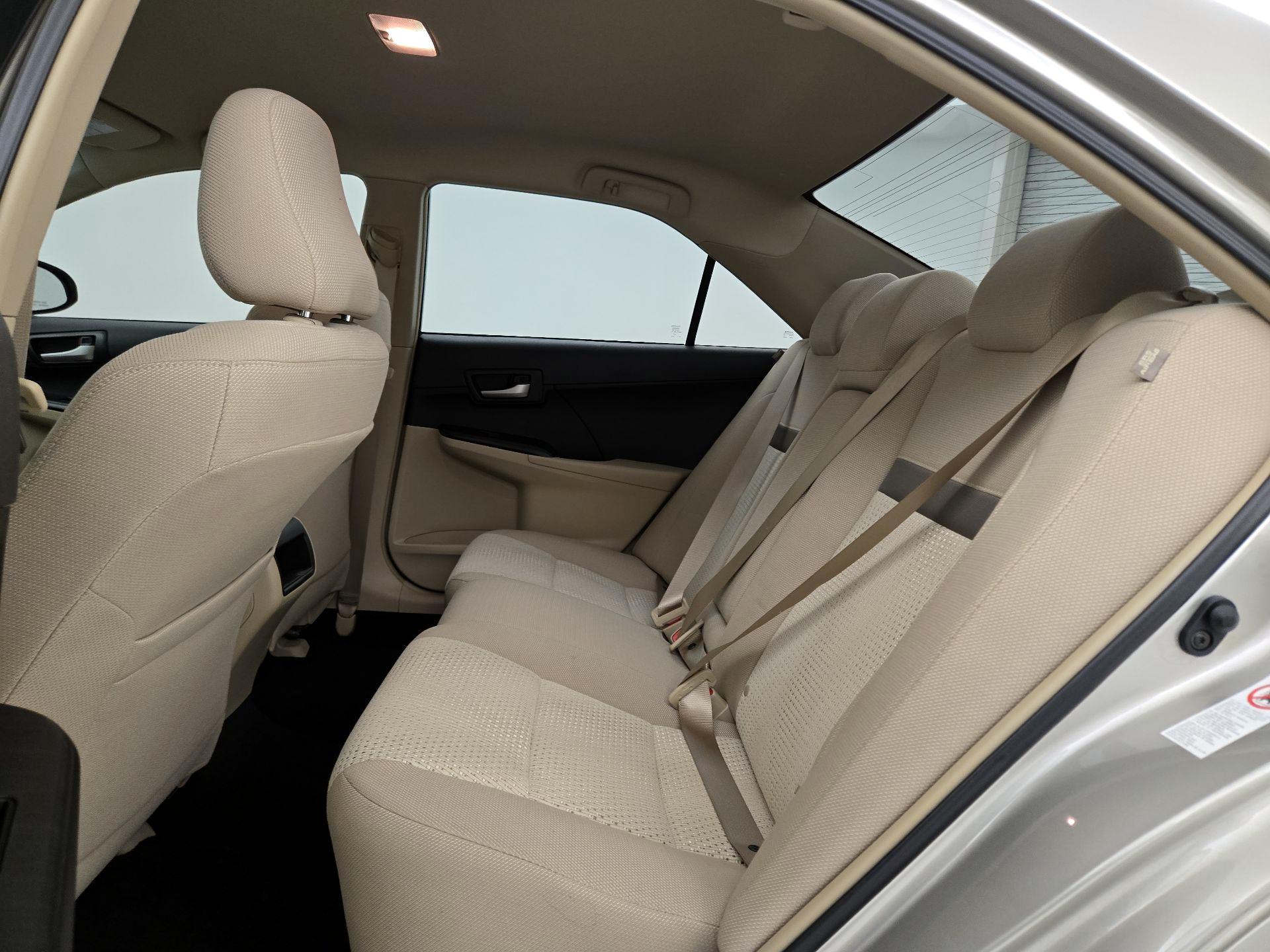 Thumbnail: 2014 Toyota Camry - 19