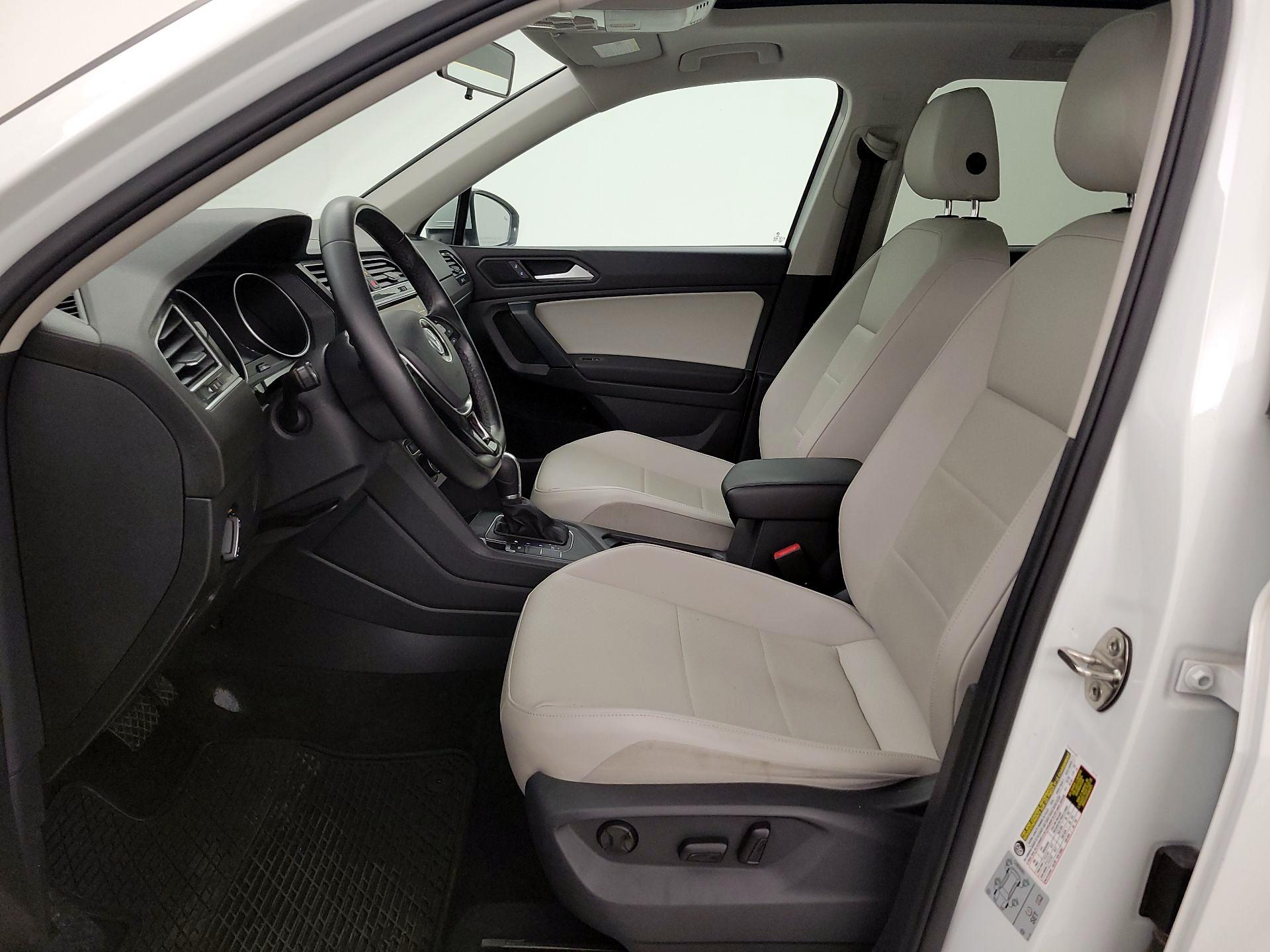 Thumbnail: 2019 Volkswagen Tiguan - 11