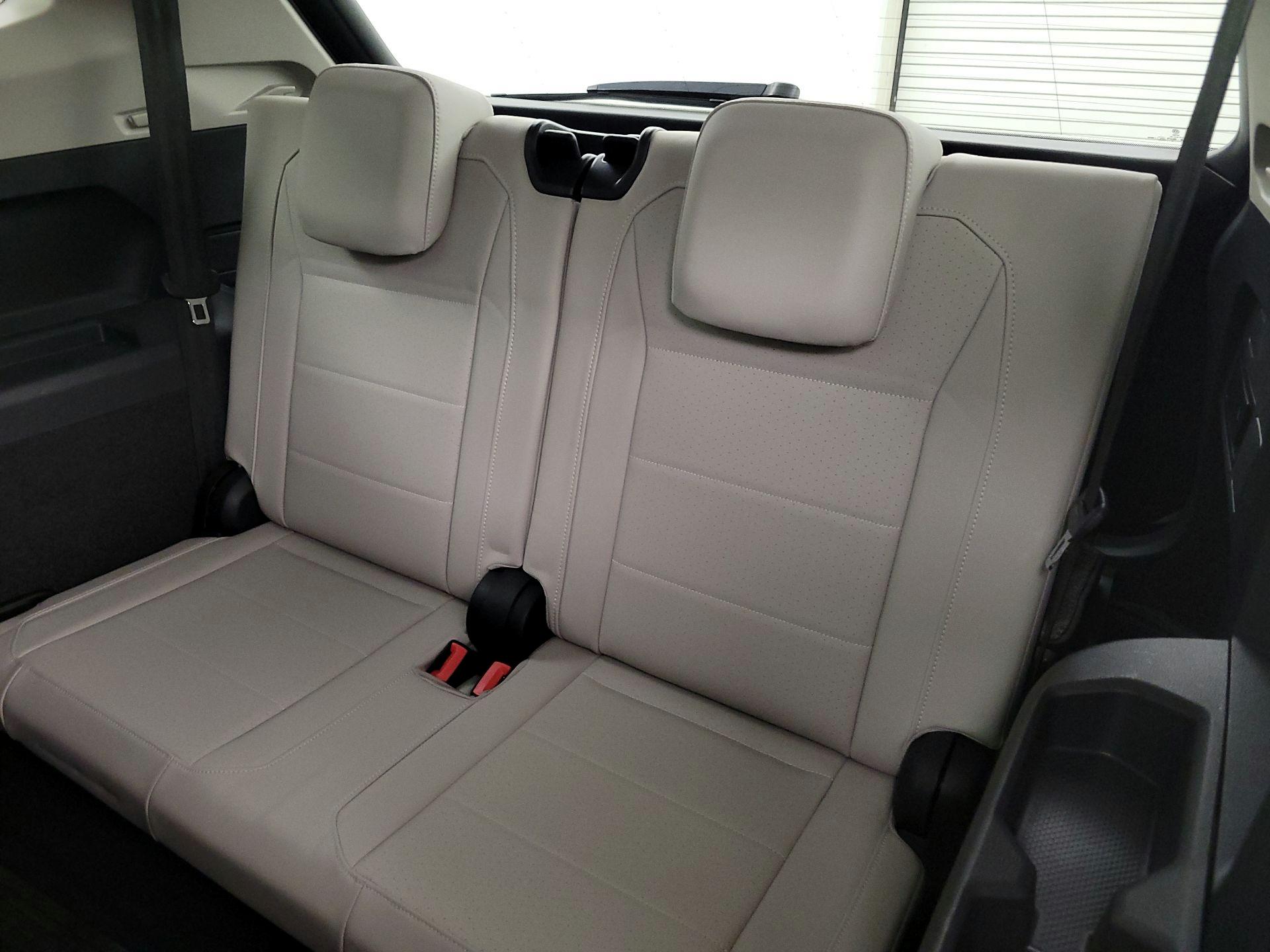 Thumbnail: 2019 Volkswagen Tiguan - 20