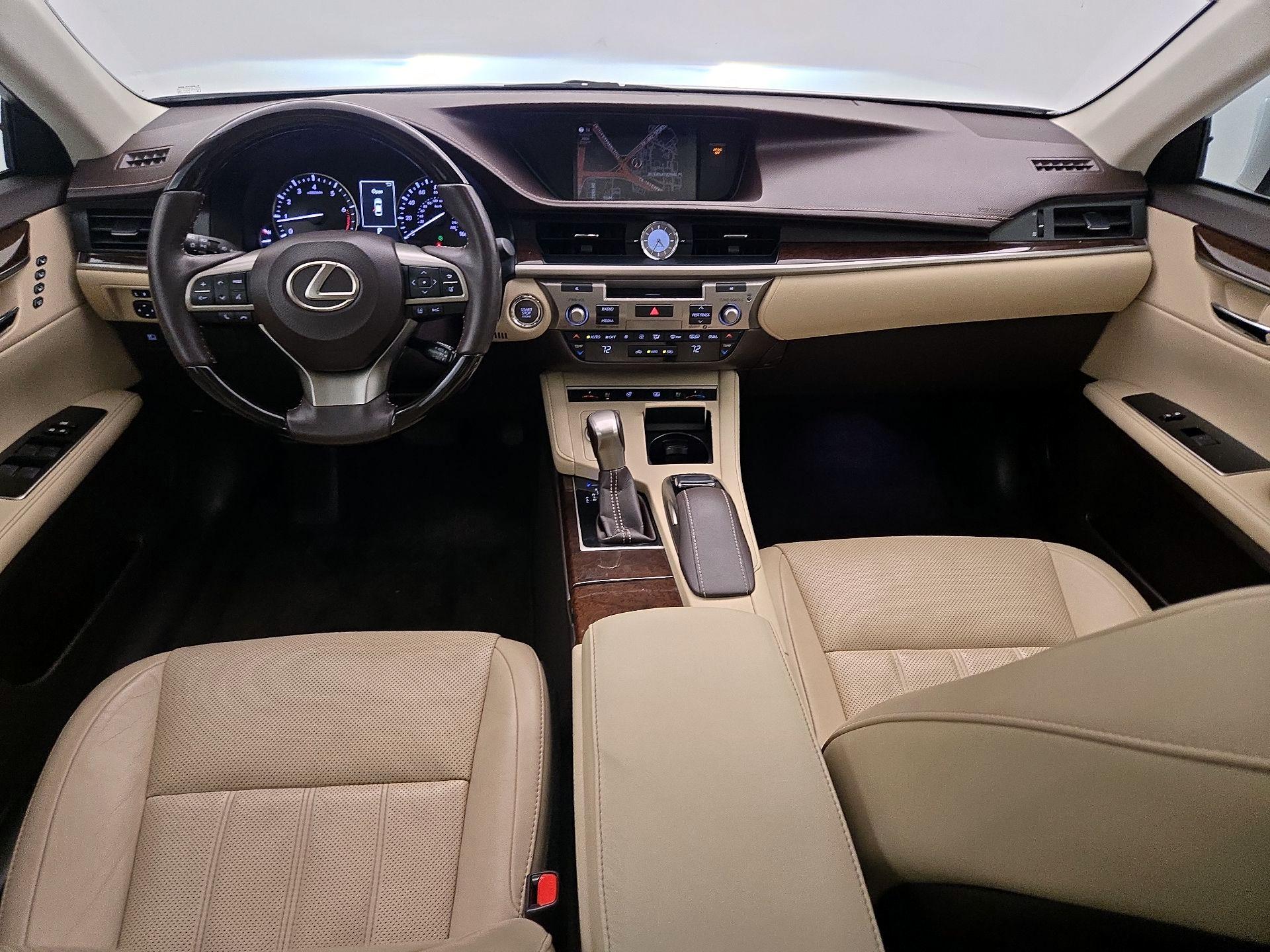 Thumbnail: 2017 Lexus ES - 9