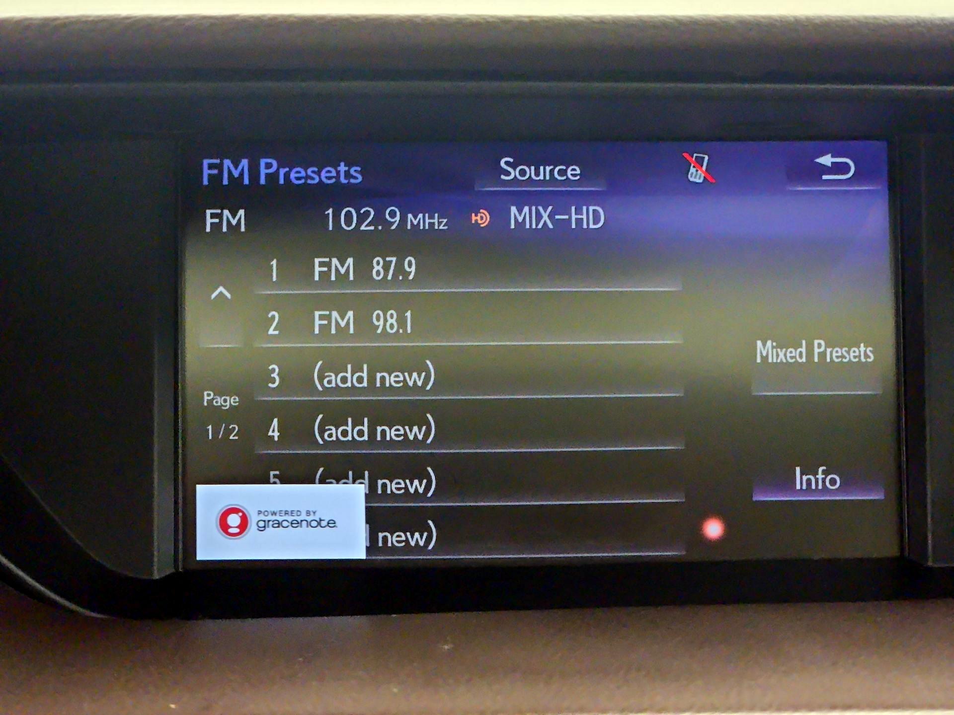 Thumbnail: 2017 Lexus ES - 16