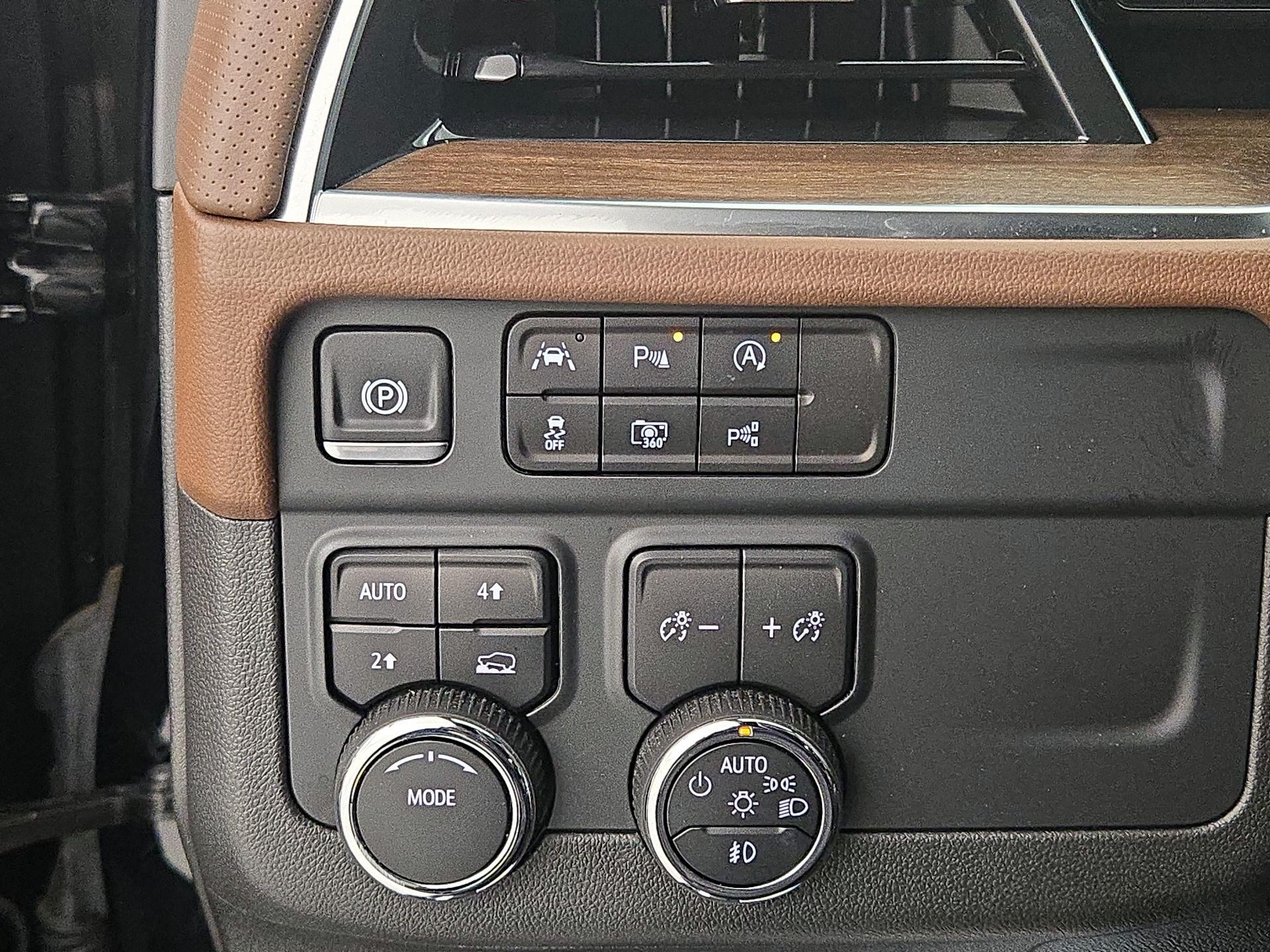 Thumbnail: 2025 Chevrolet Suburban - 13