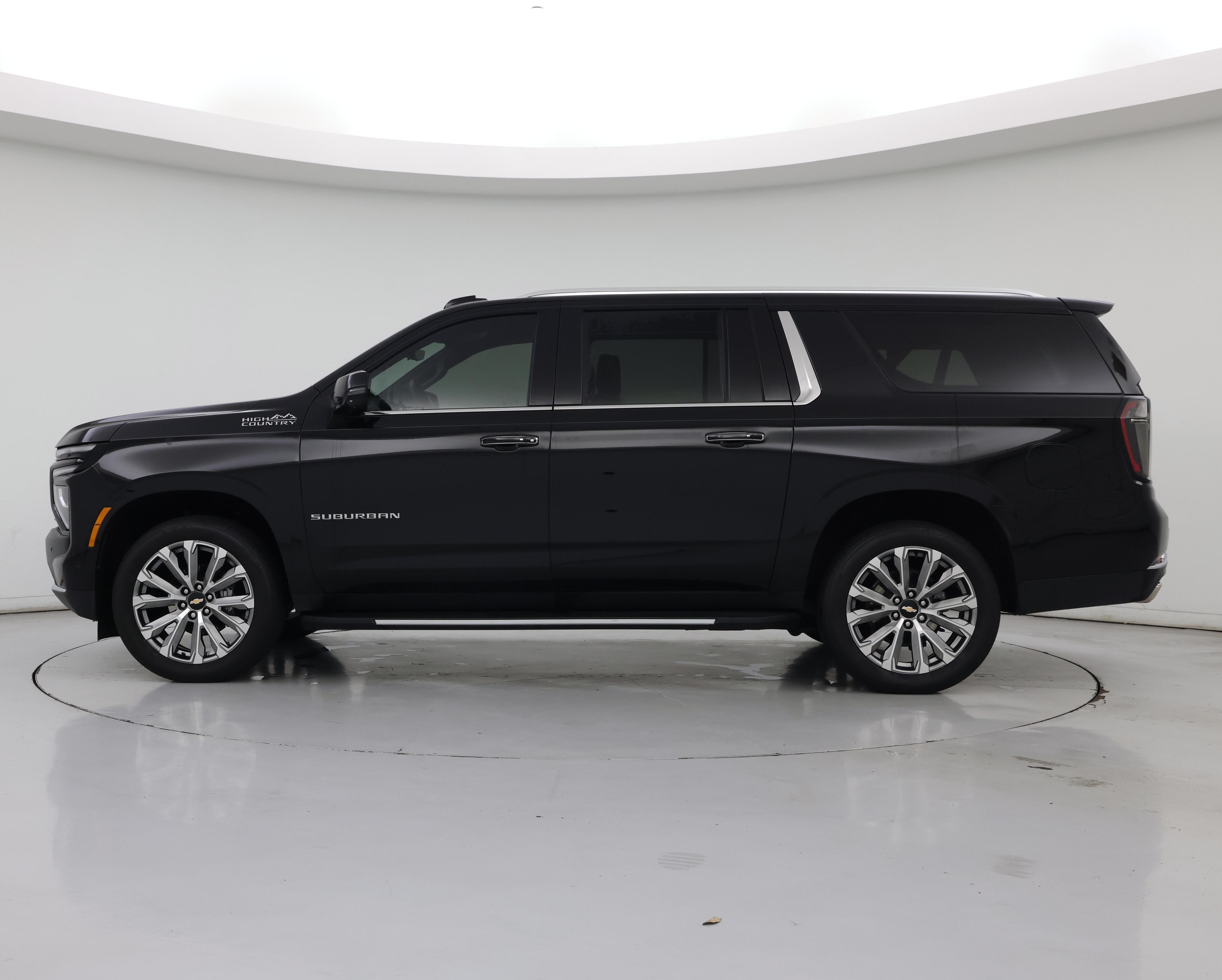 Thumbnail: 2025 Chevrolet Suburban - 3