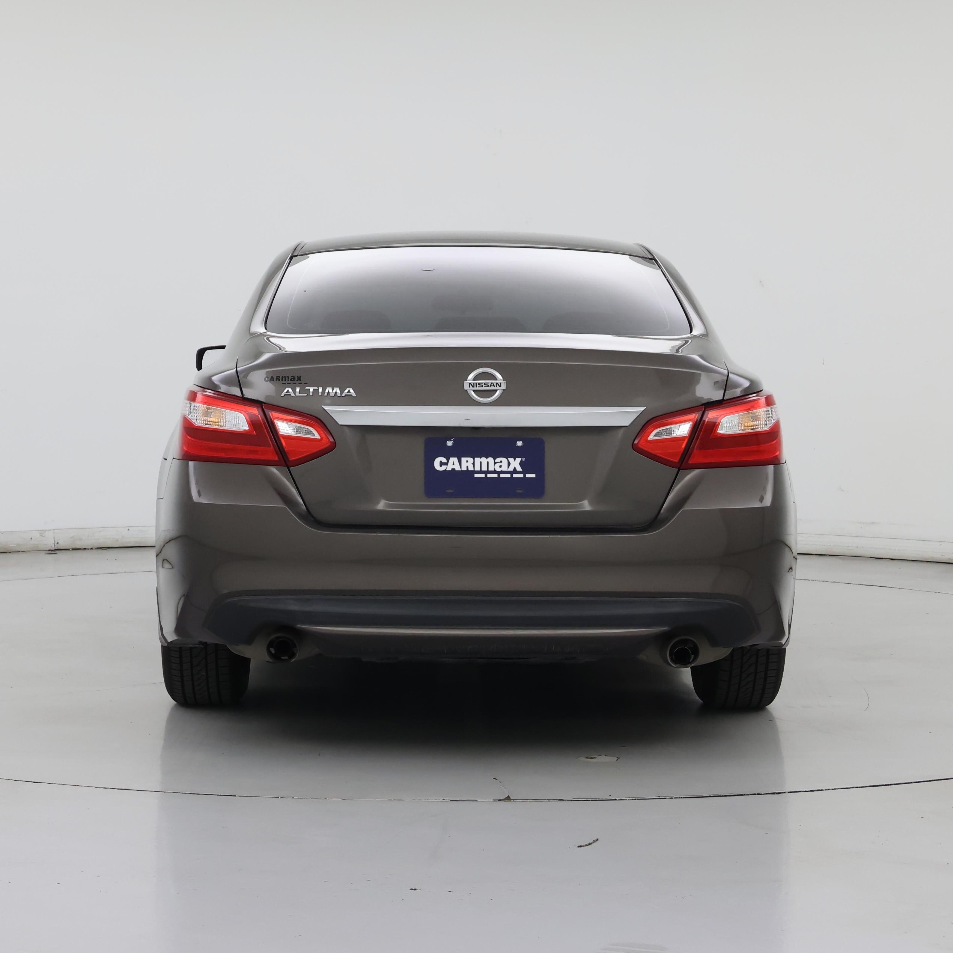 Thumbnail: 2016 Nissan Altima - 6