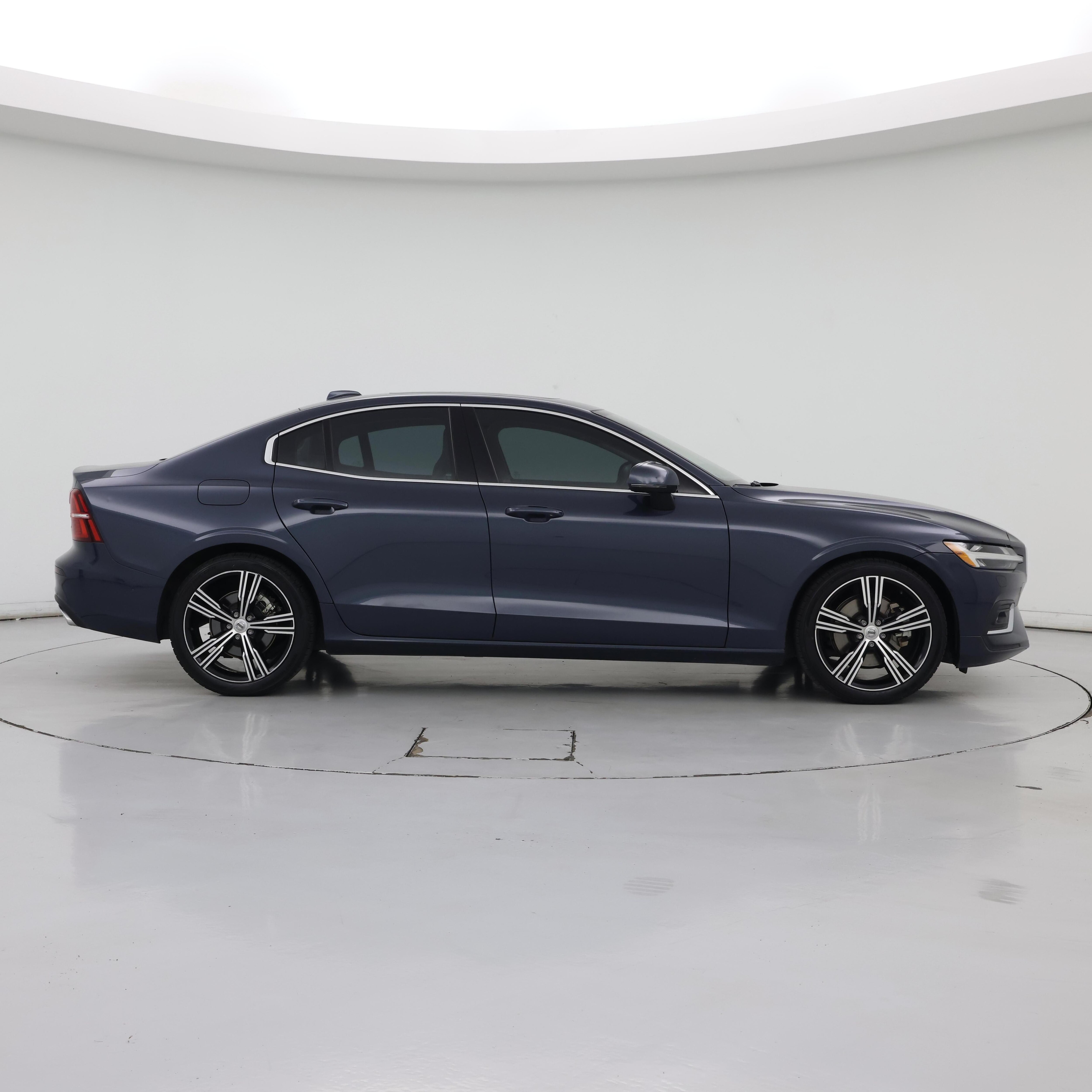 Thumbnail: 2022 Volvo S60 - 7