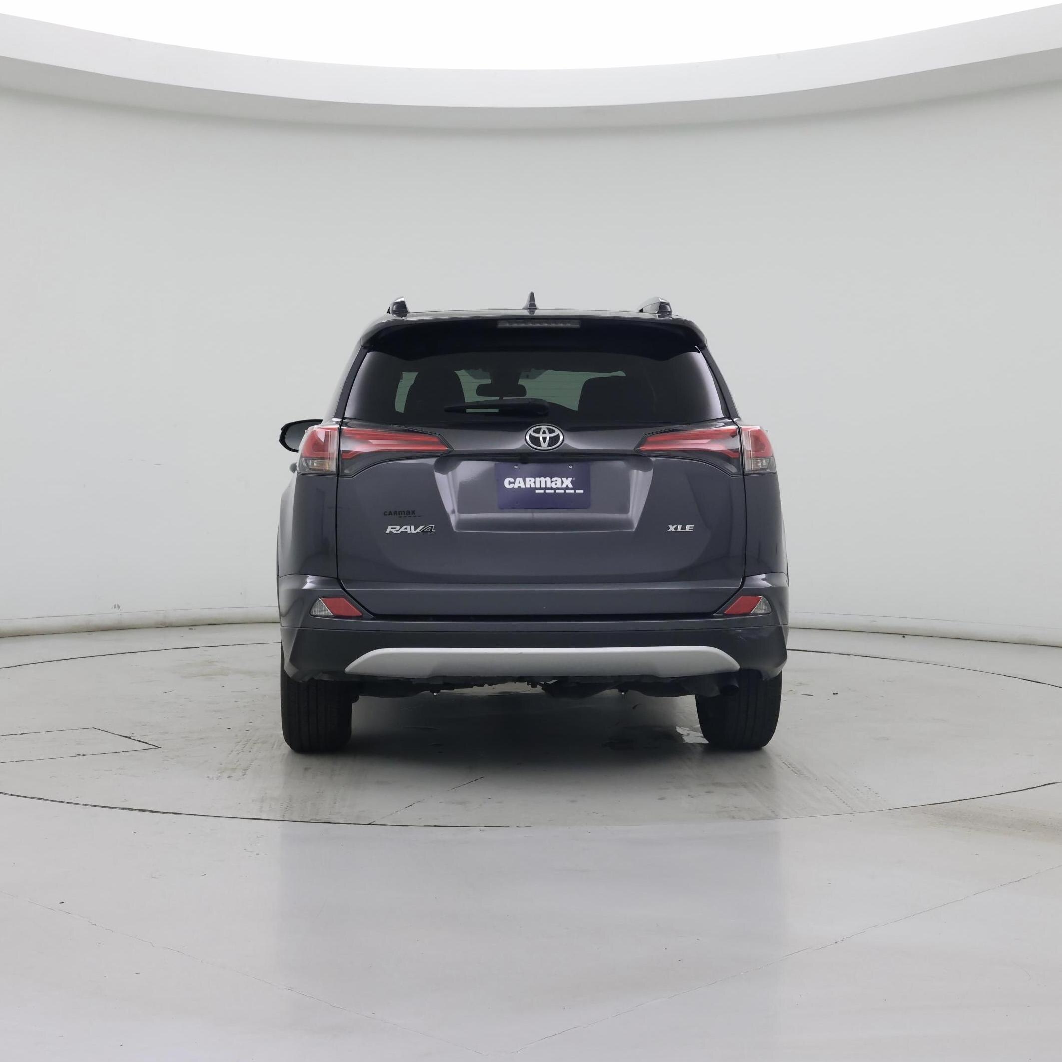 Thumbnail: 2018 Toyota RAV4 - 6