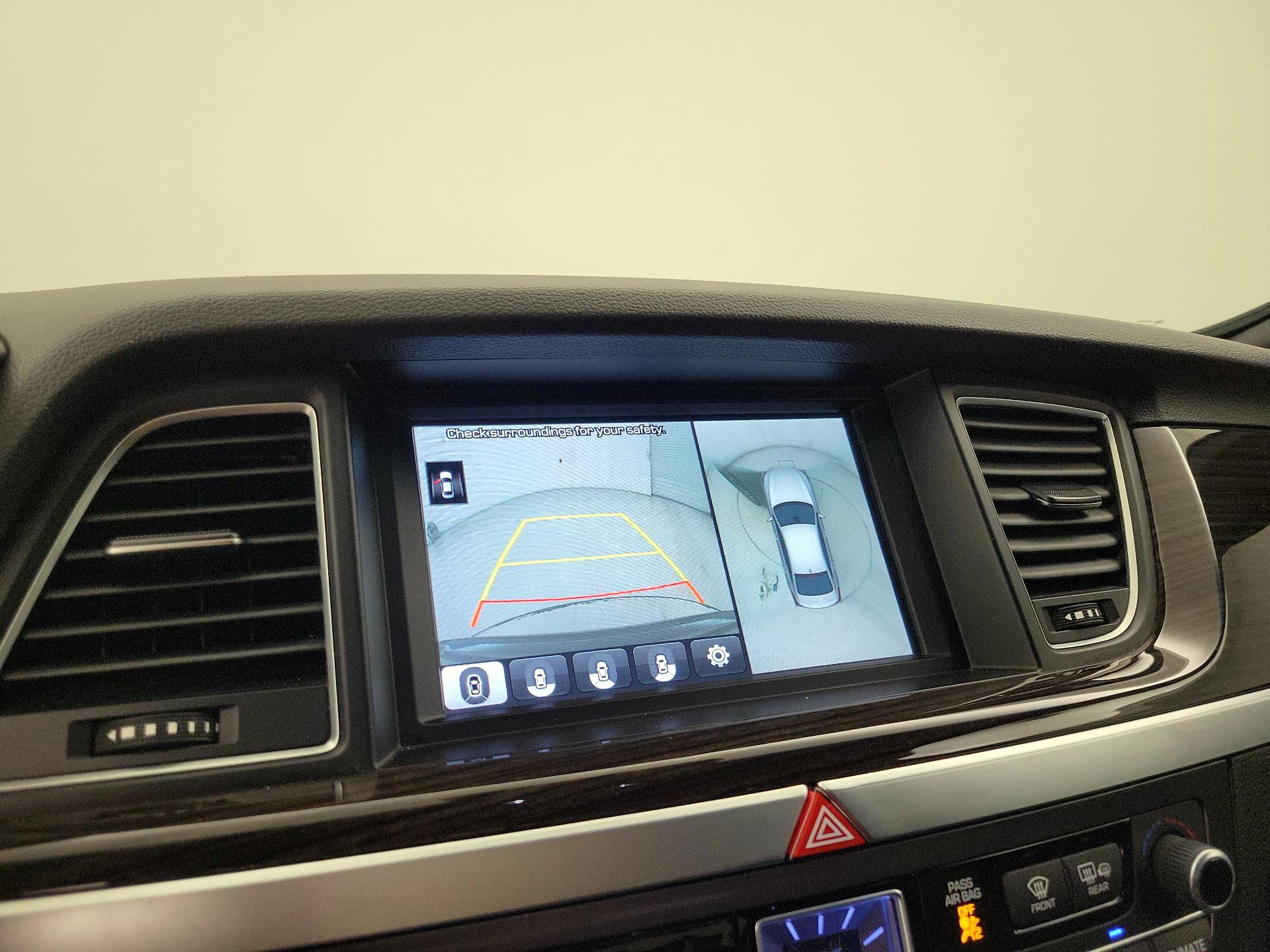 Thumbnail: 2019 Genesis G80 - 14