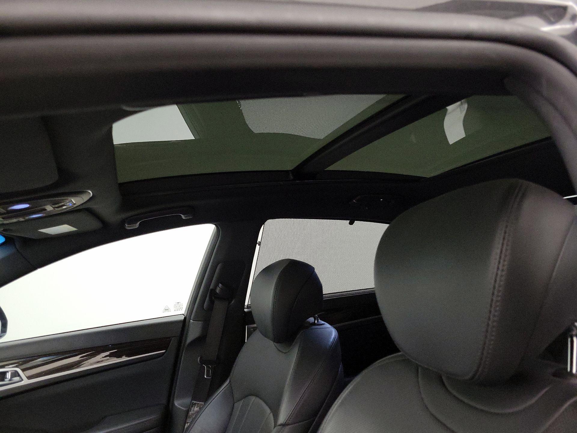 Thumbnail: 2019 Genesis G80 - 18